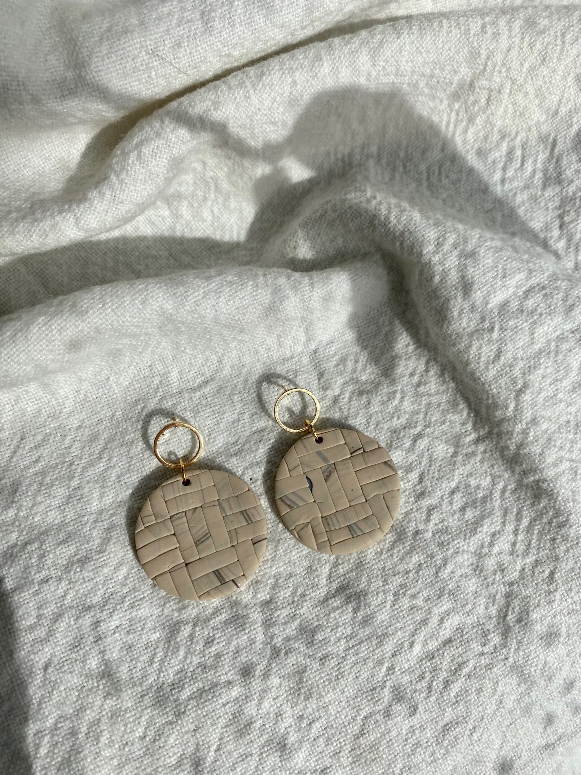 0DD08AD8-7D1E-491A-BF23-B0AAAC5F0AC0