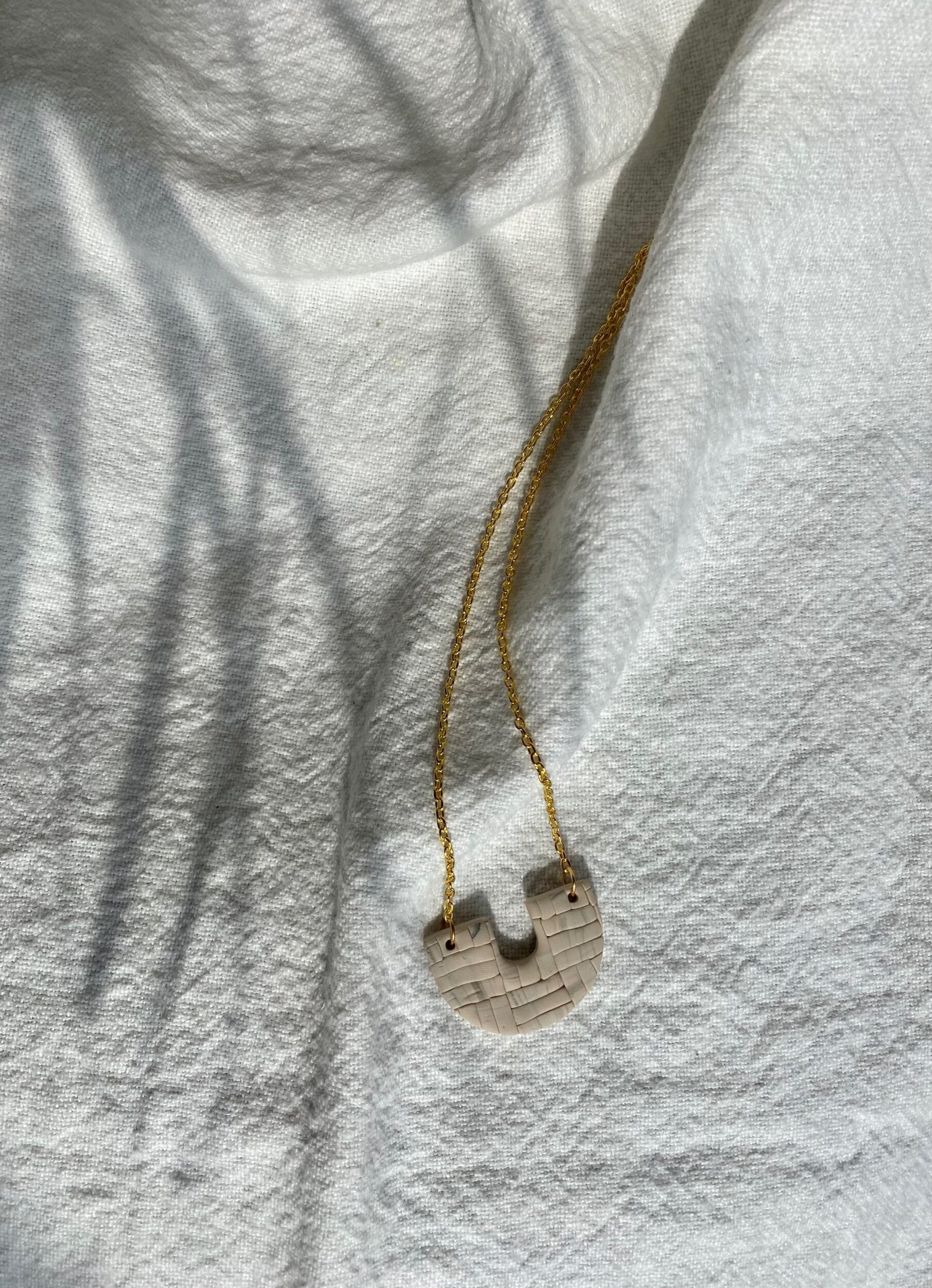 A99EF6C8-868B-468F-96CA-D0C3E8C51632