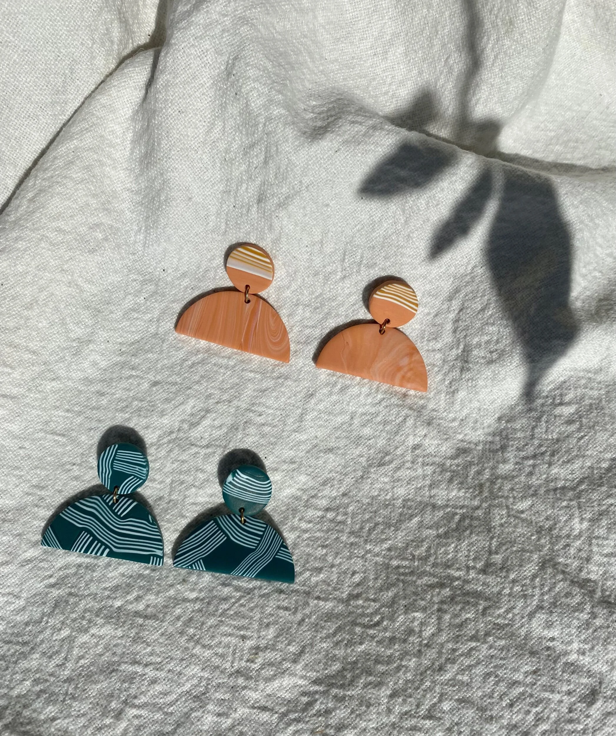 F0D97AD9-FB75-4CE0-B7FE-F1D784454368