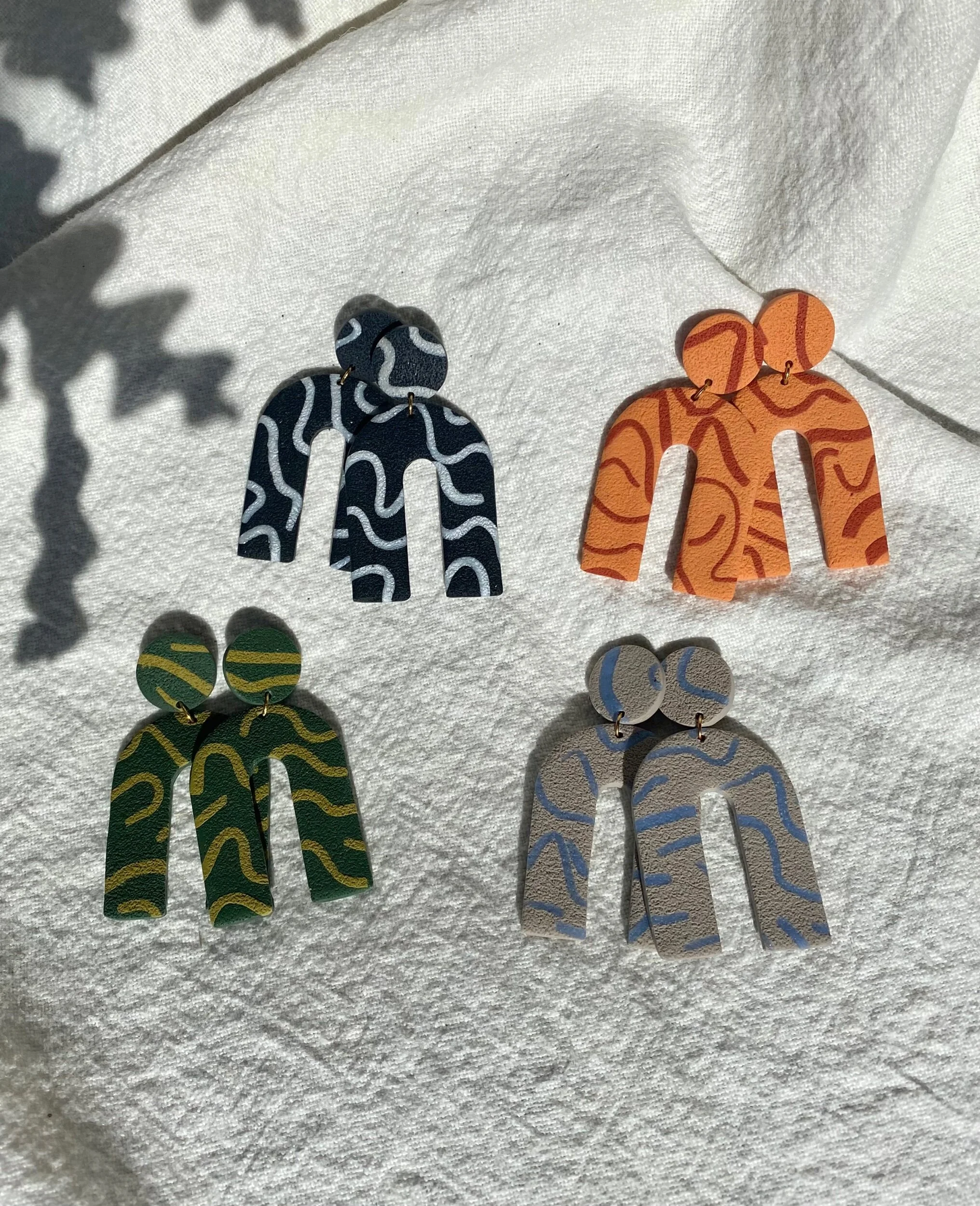 CF697277-0F9A-4DDB-86E5-812E5A42AC6C