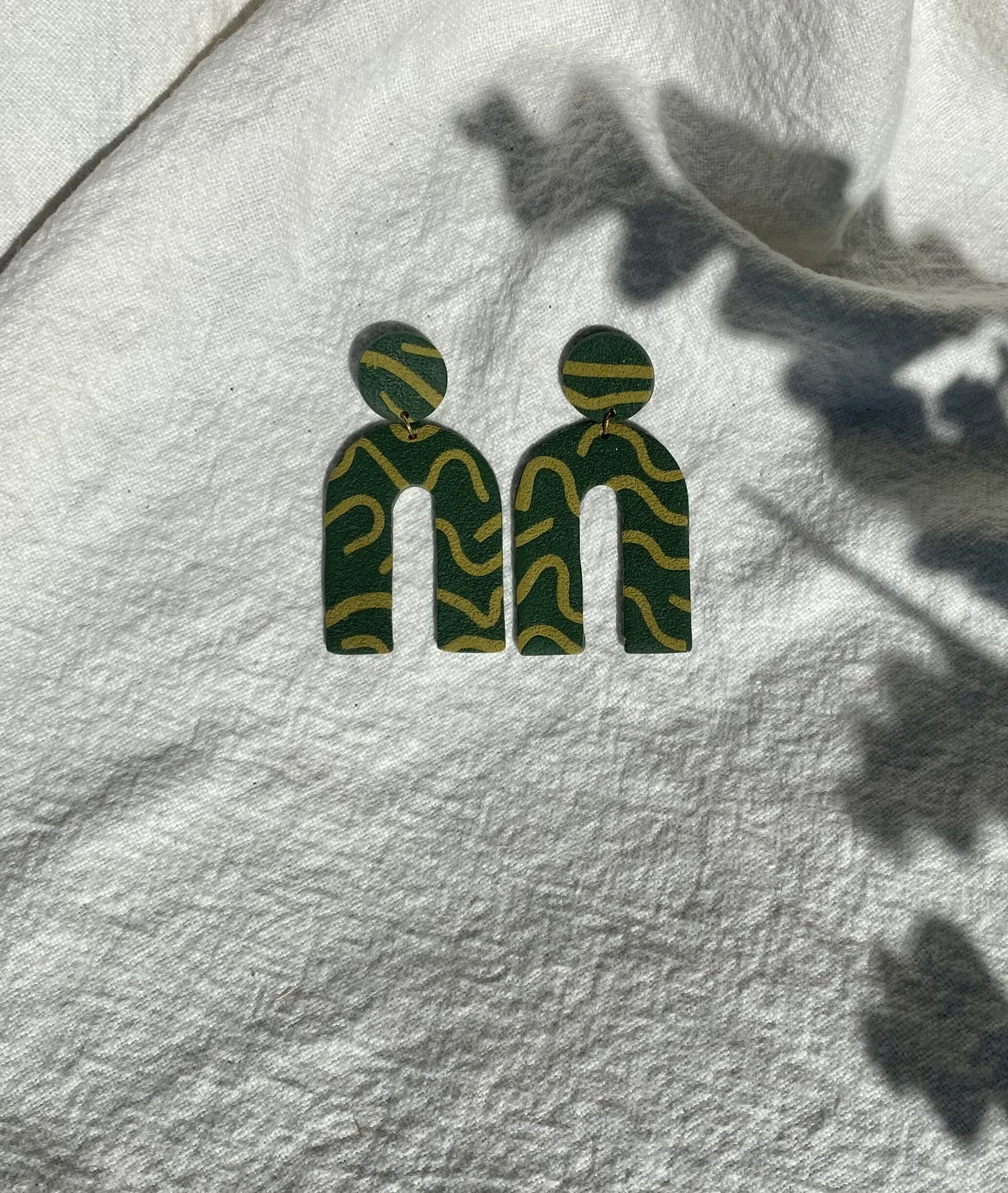 BD1CBE6C-513A-45D0-9F2E-132B51F277FA