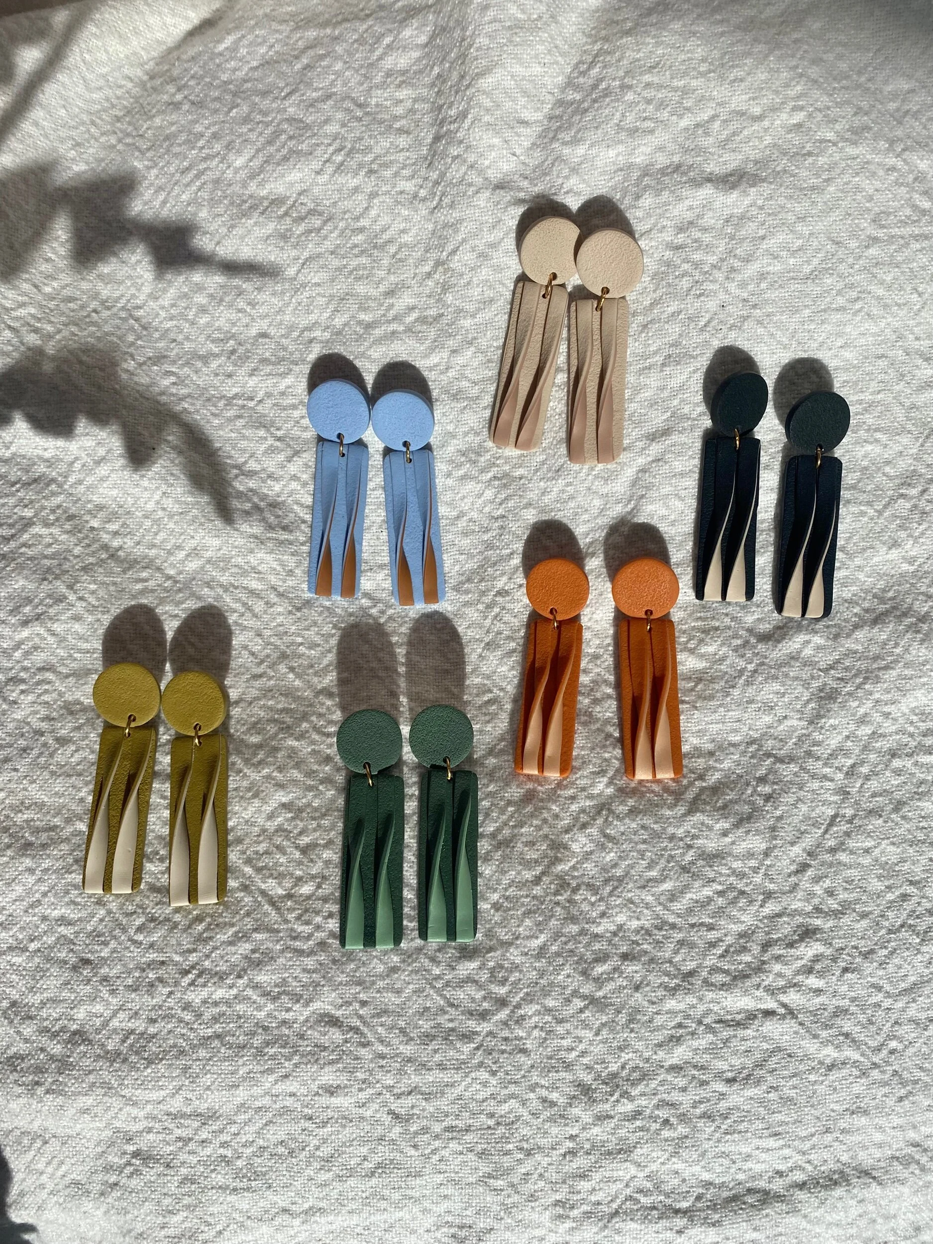 DC56FDEC-1264-4827-A3F3-C19CE0F44127