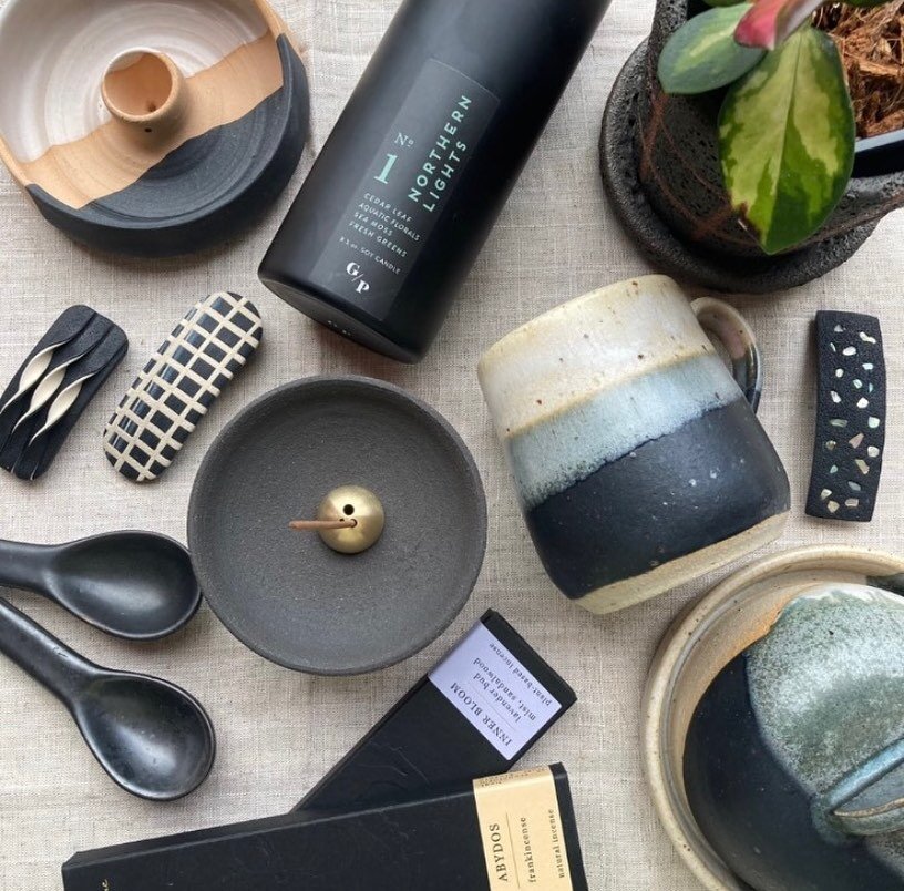 // COLOUR COMBOS.

Beautiful product and colour images captured by @object_style recently featuring our new collection amongst some of their carefully curated pieces.

.
.
.
#fisonandzair
#fisonzairstudio
#smallbatchproduction
#independentretailer 
#