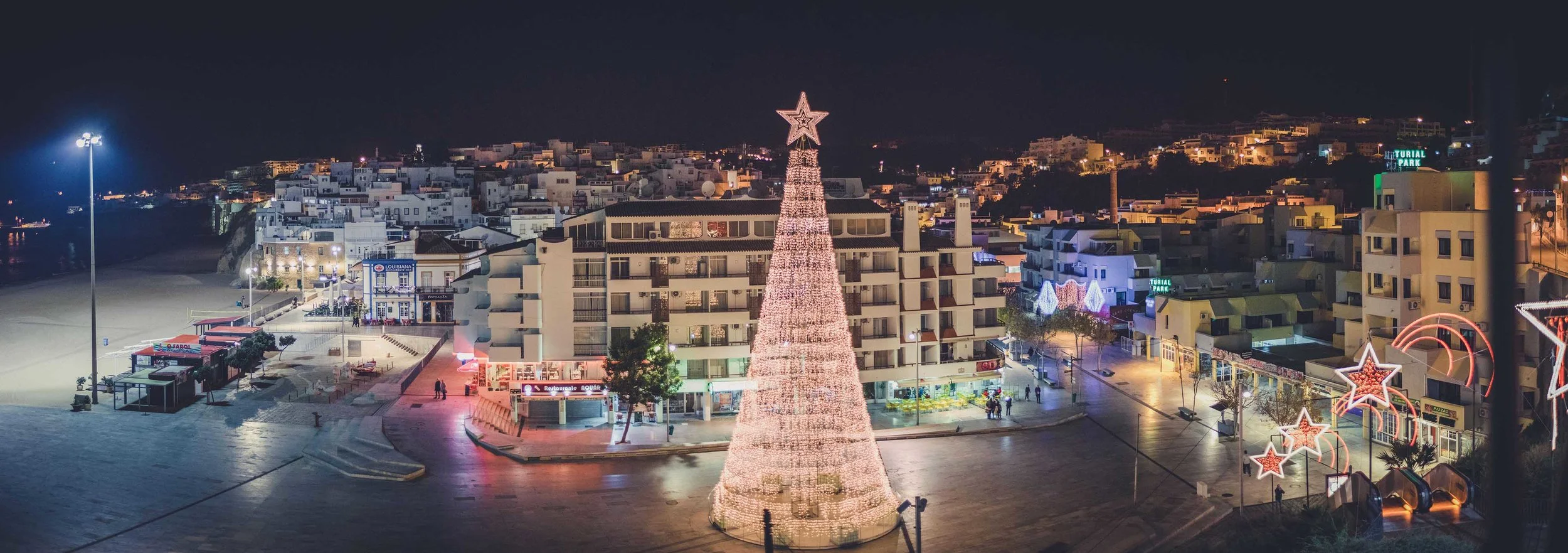 pano shot of albufeira. square. albufeira. in algarve.jpg