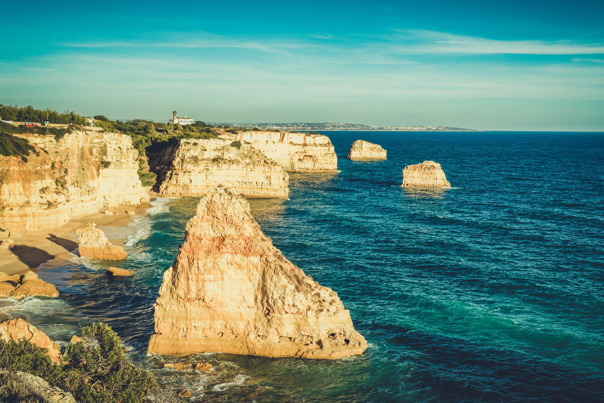 Marinha Beach. Seven Hanging Valleys Walk. portugal. algarve. beach. cliffs. tavel. caves. over looking the beach and the seastacks.jpg