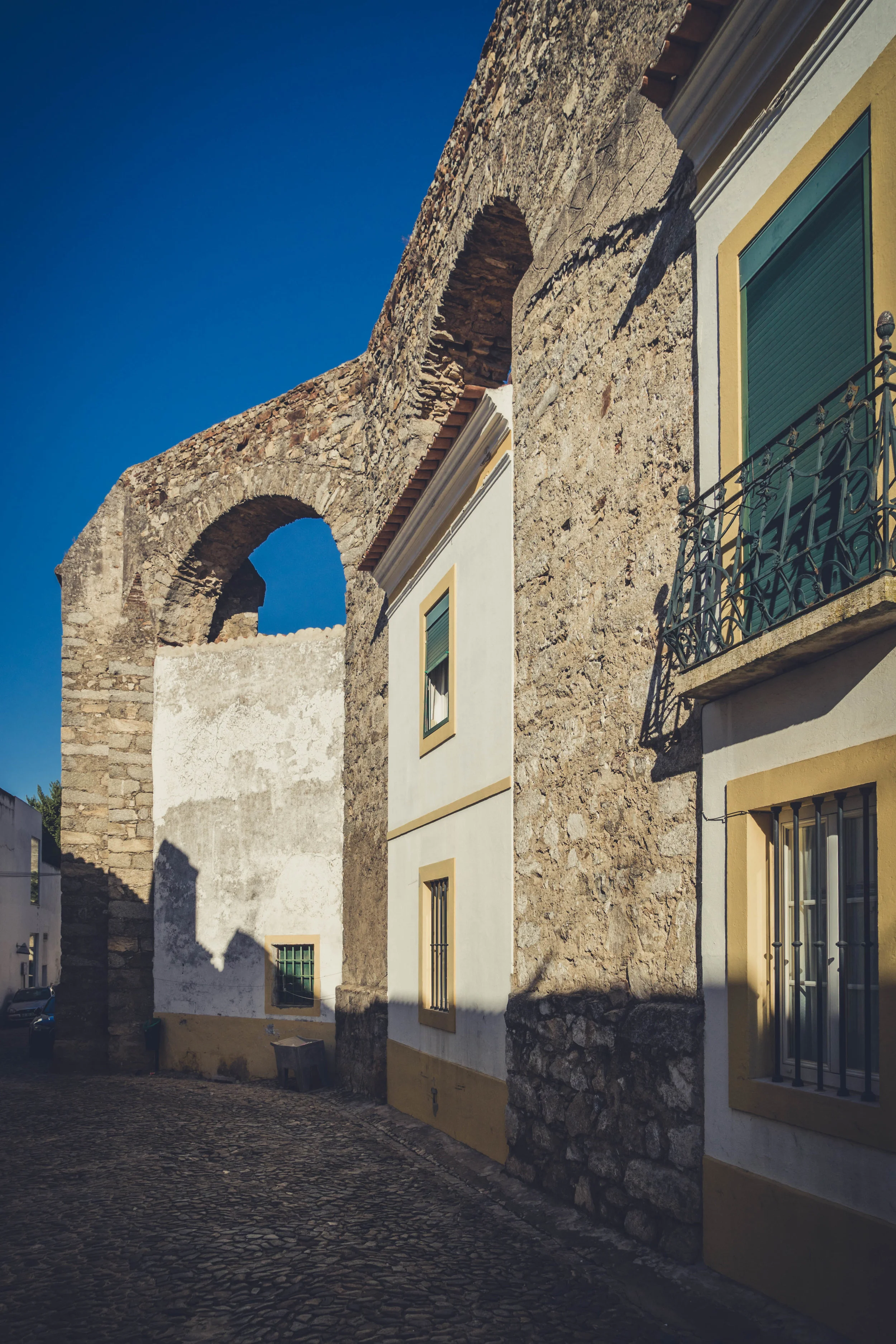 Evora. Roman Ruins. Portugal. Alentejo. Piliers. Roman city. ancient roman town. walking through street travel. adventure. history. historical. architecture. aqueduct.....jpg