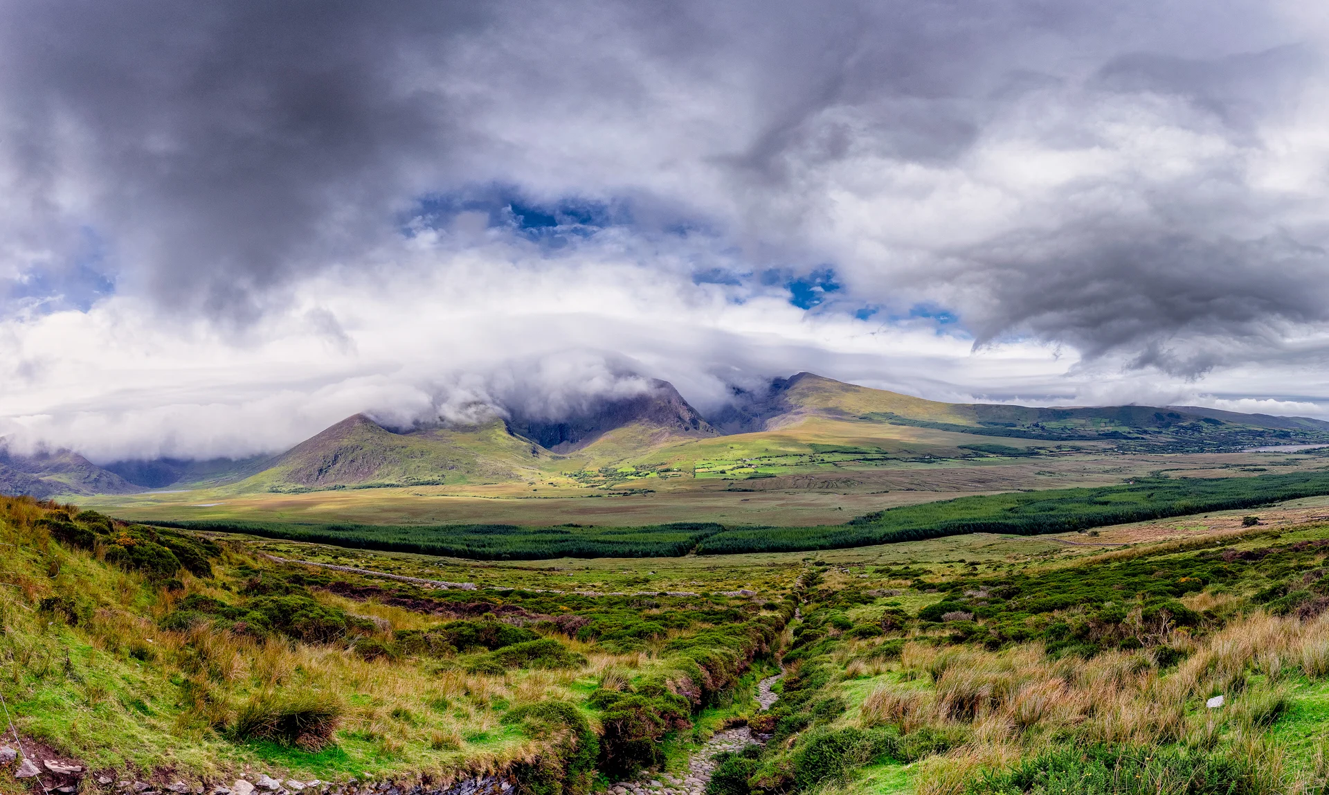 Ireland. Wild Atlantic Way. Kerry. Counthy Kerry. Travel photography. Landscape photography. Blog. Irish. Travelling Ireland. Ireland west coast. Wild Landscape. Trip. Vacation. -36.jpg