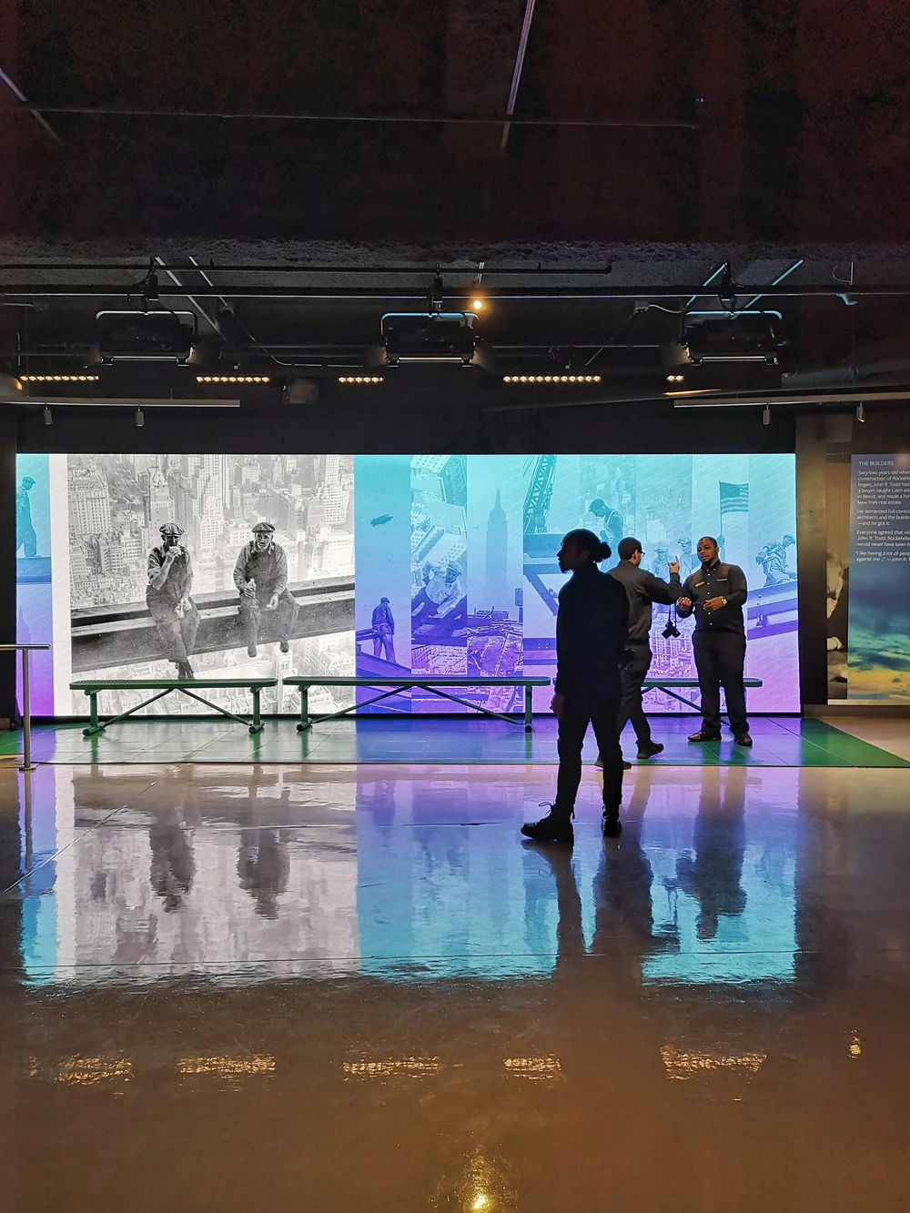 Any trip to New York includes seeing some of the major sights in Manhattan. Save money with the New York CityPASS and plan more time for the museums #newyork #manhattan #traveltips #waysyouwander