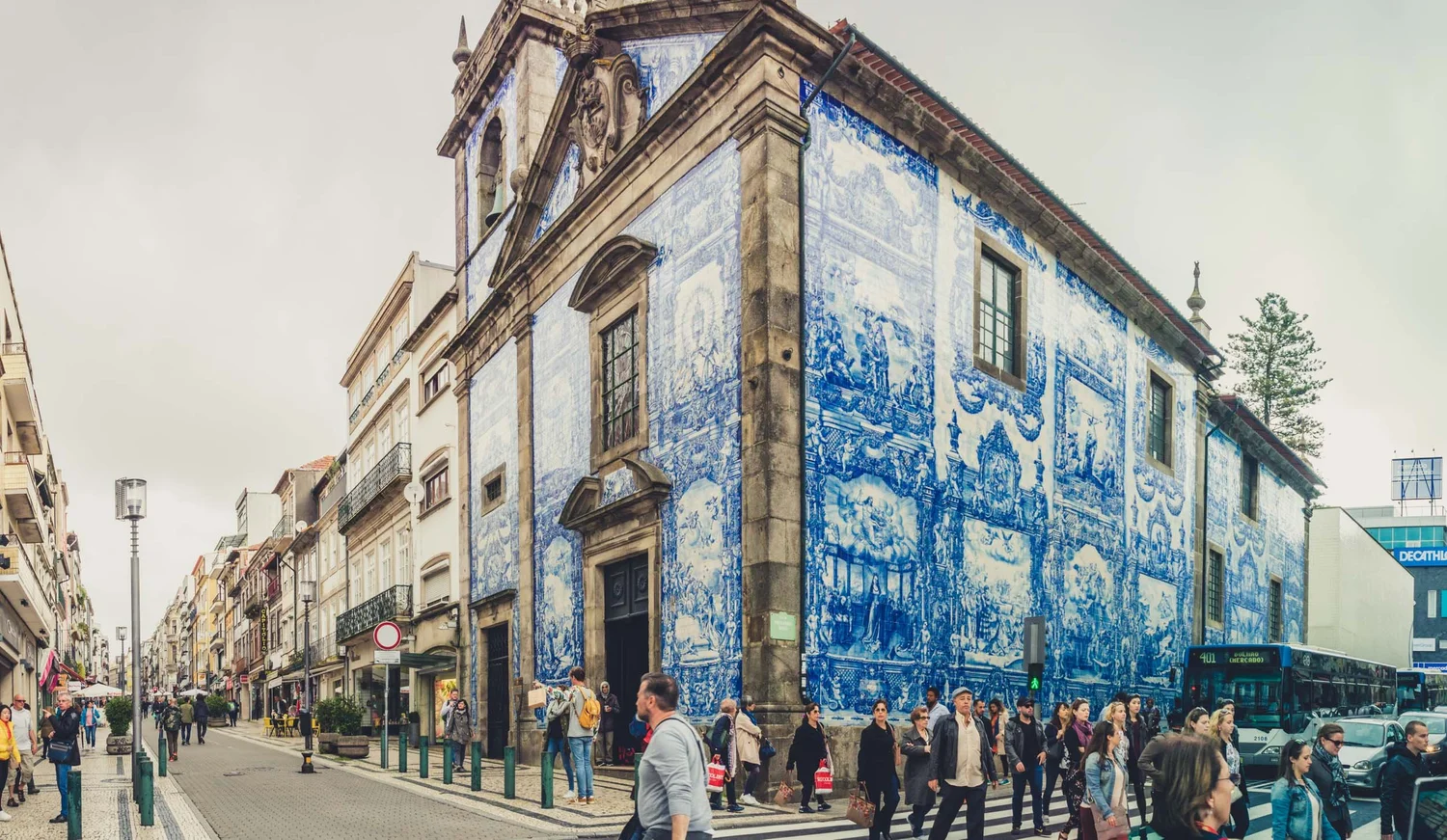 Chapel of Souls — azulejo-covered facade in Porto