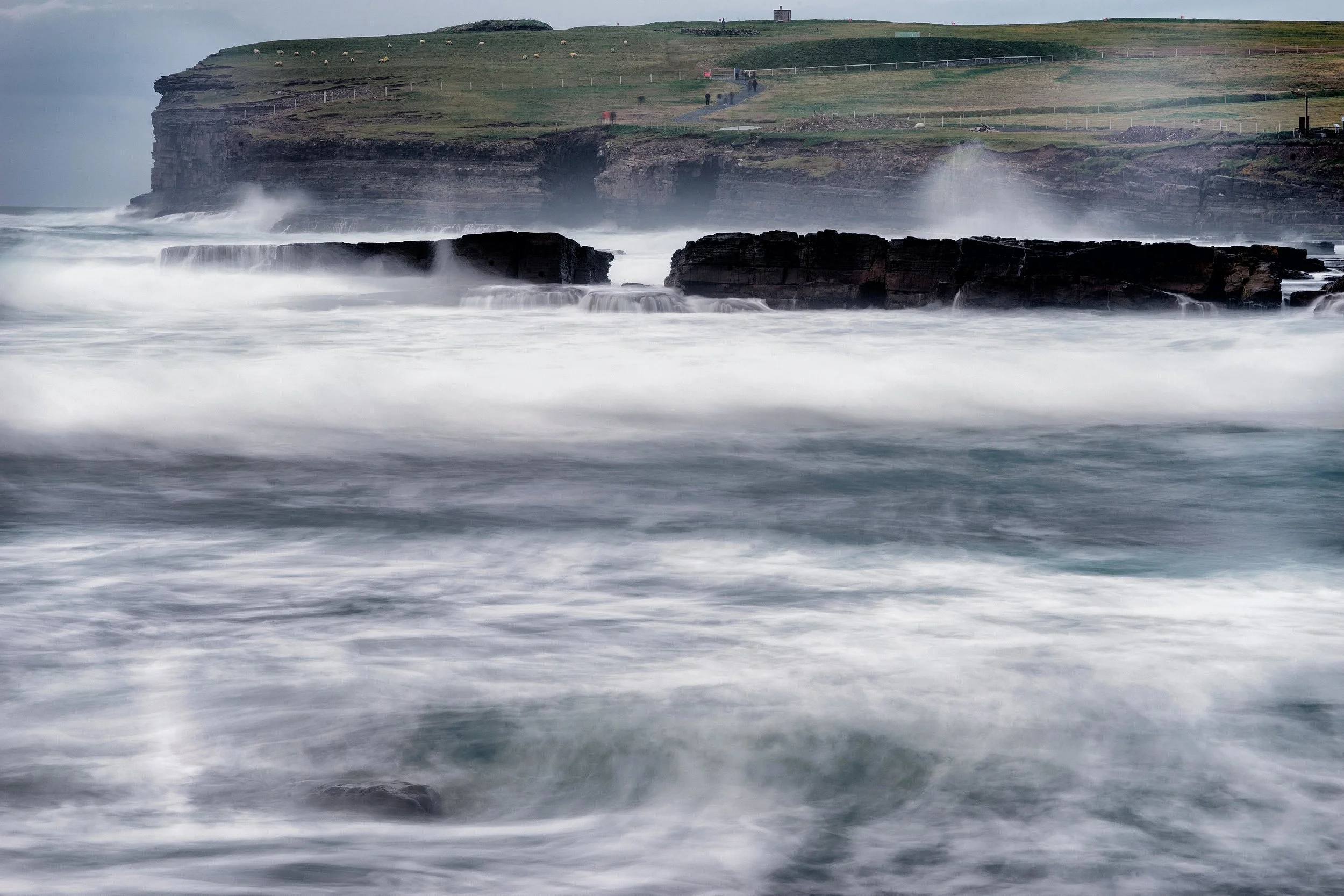 wild+waves+creashing+in+ireland.jpg