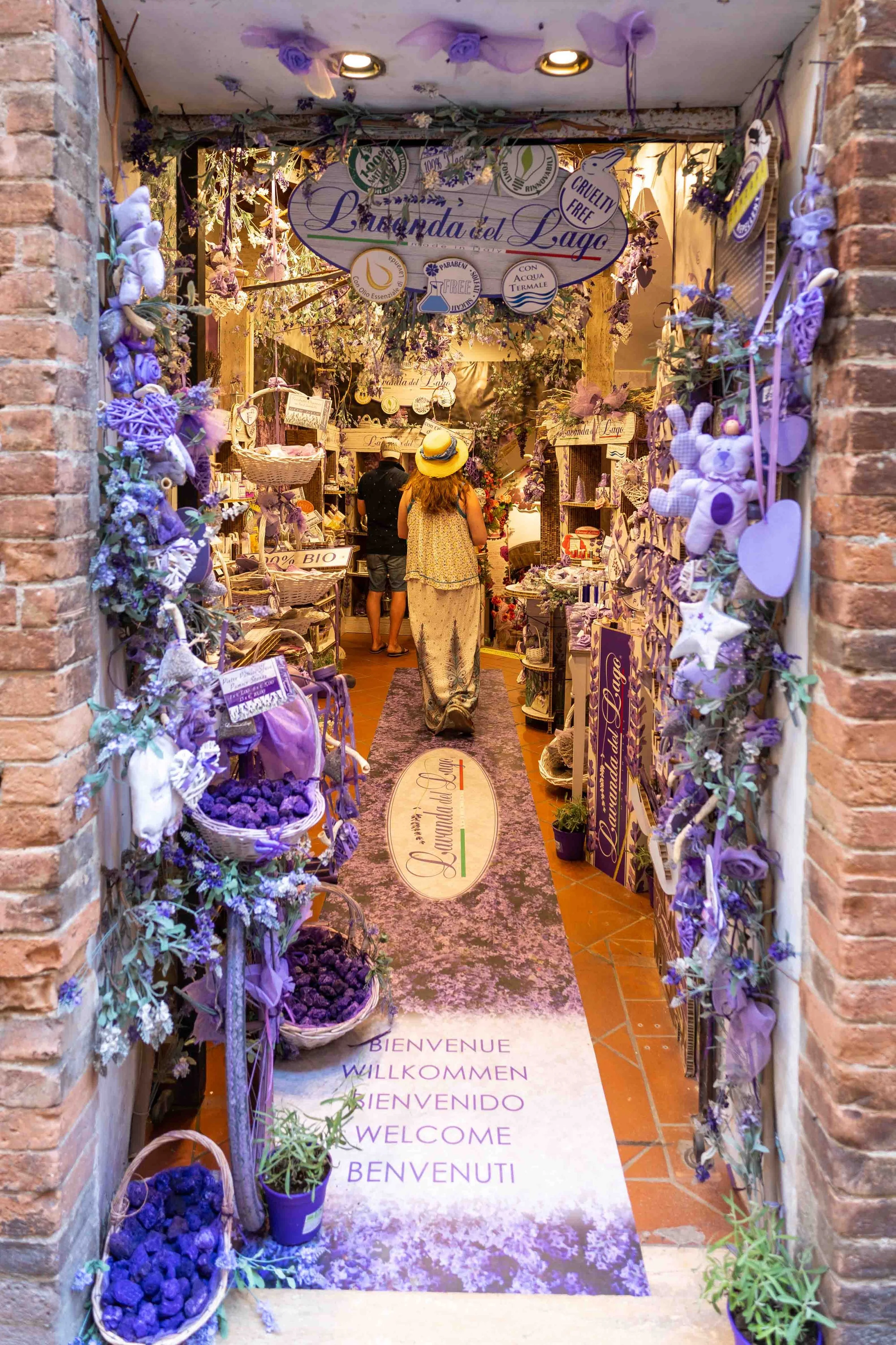 Beautiful Lavender shop in San Gimignano Tuscany road trip.jpg