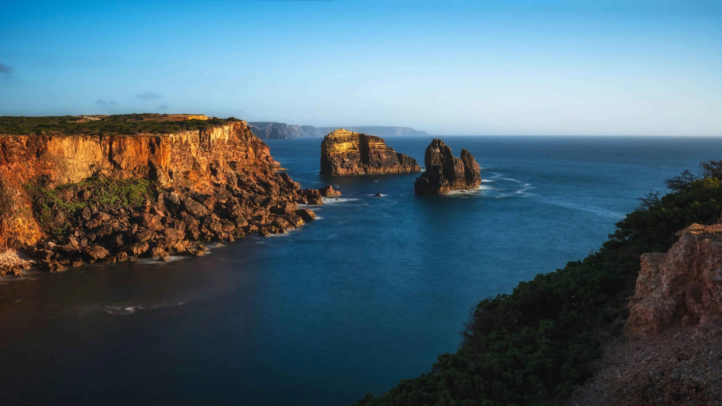 Long exposure photography — Algarve sea stacks