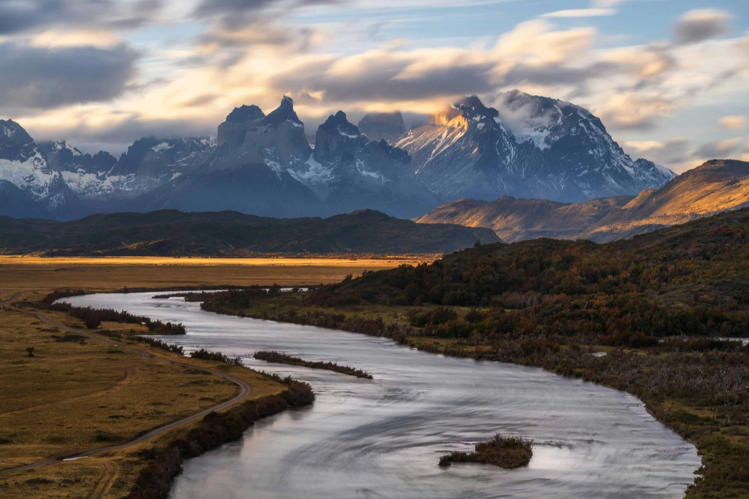 Torres Del Paine winding river leading lines