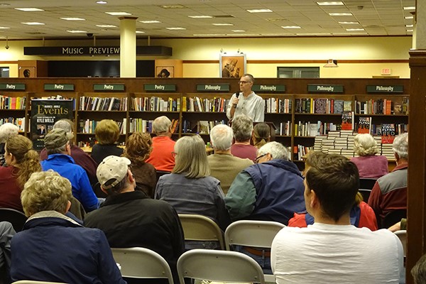Some of the most popular questions continue to be: How did you get started in the writing business? How were you chosen to take over the Rapp series? Where is the series going? Photo: @VinceFlynnFans
