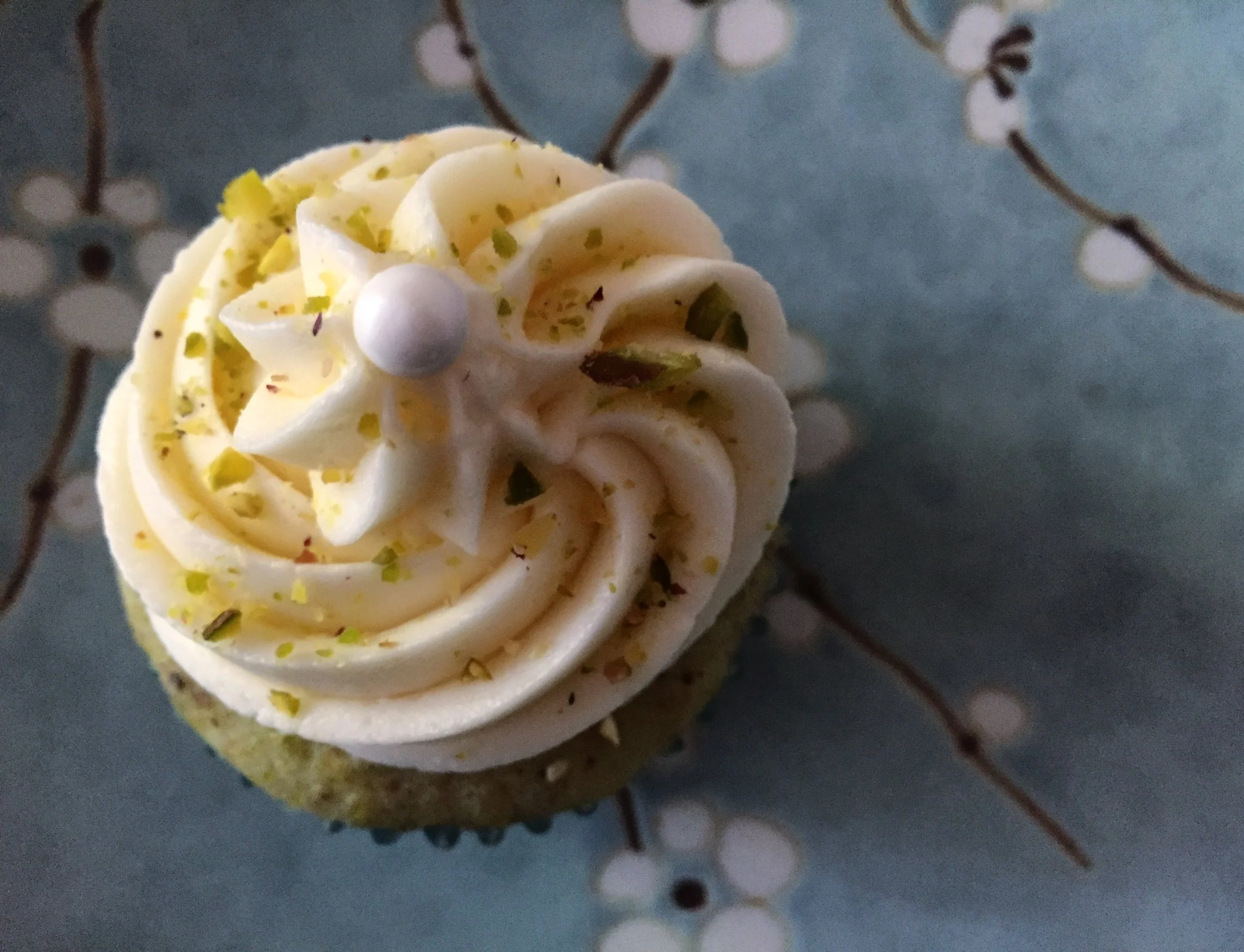 Pistachio Cupcakes with Almond Buttercream