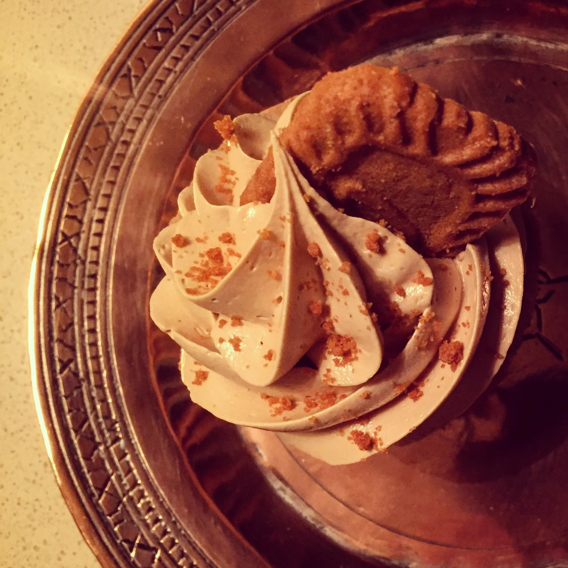 Spice Cake with a Speculoos Brown Sugar Swiss Meringue Buttercream