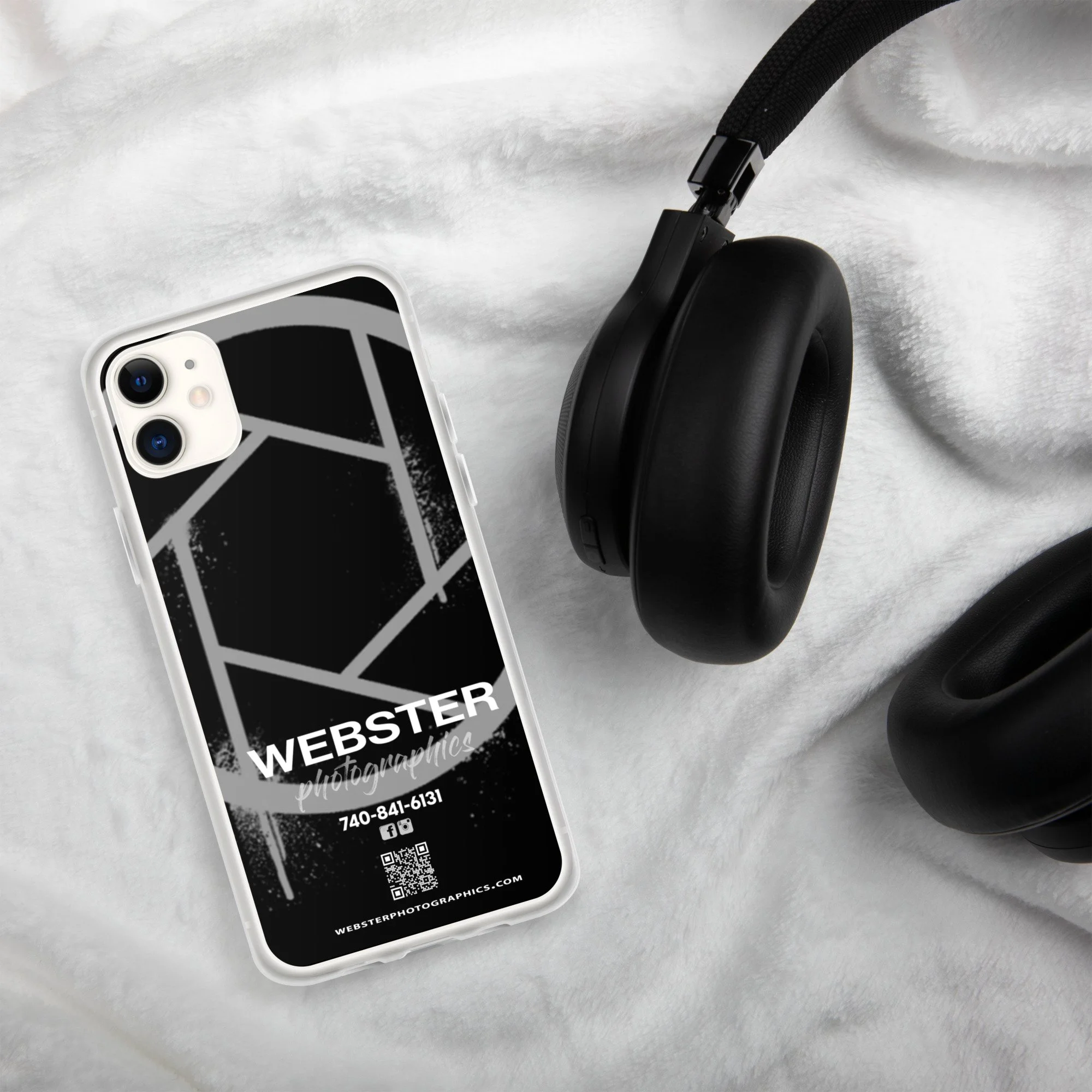 iphone-case-iphone-11-lifestyle-2-63e44af14b541.jpg