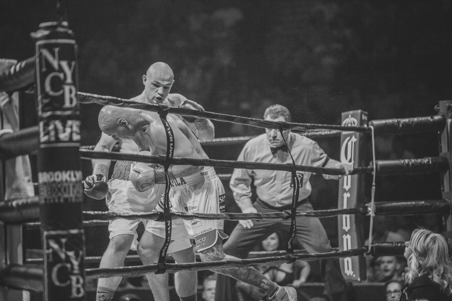 Adam Kownacki vs Artur Szpilka - Nassau Colliseum Boxing NYC photgraphy Sylwek Wosko DigitalReflectionStudio (32).jpg
