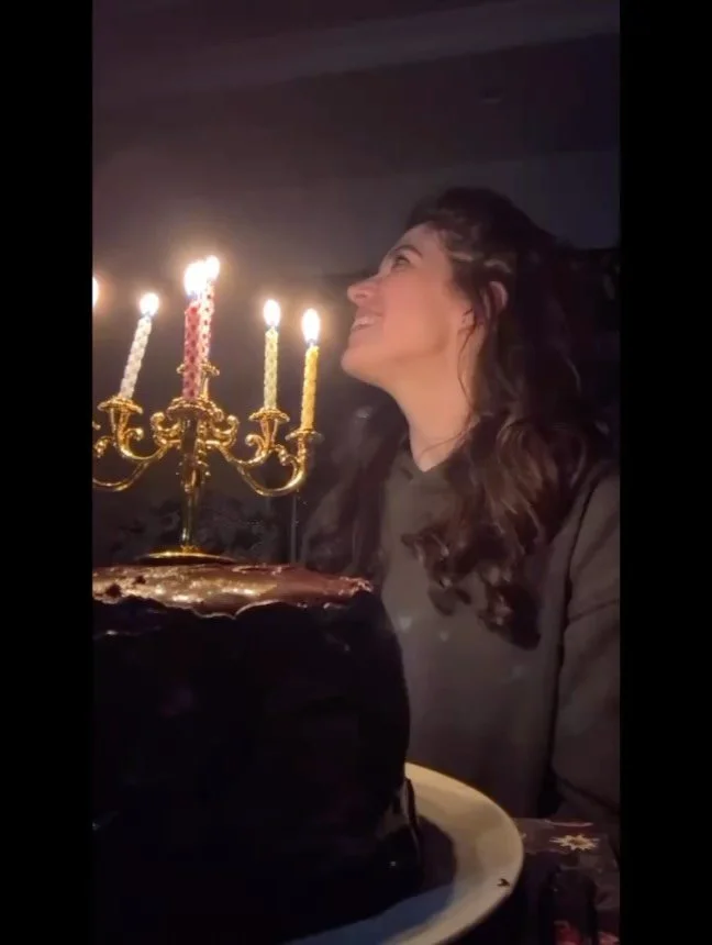 Scorpio Szn (So Far) 🖤
&bull;
Birthday wishing ; strolling ; dancing, Hello Dolly, angel cards, Halloween C.H.P. (iykyk), 🌟 reunions, 3 part harmonizing, lots of tears, lots of smiles.
&bull;
I was deeply moved by the outpouring of love I received 