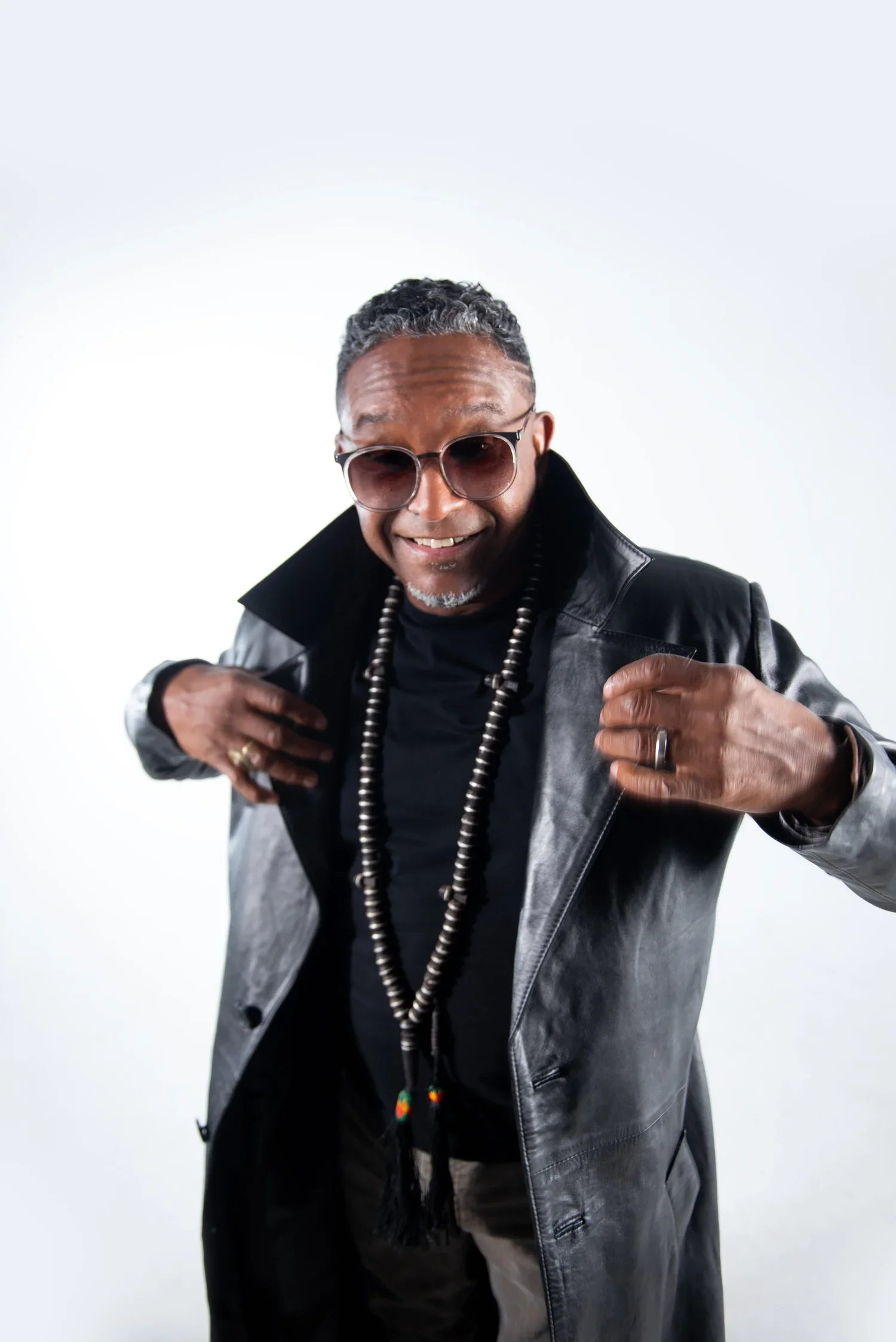 LIVE MUSIC: Ronnie Burrage &amp; Holographic Principle