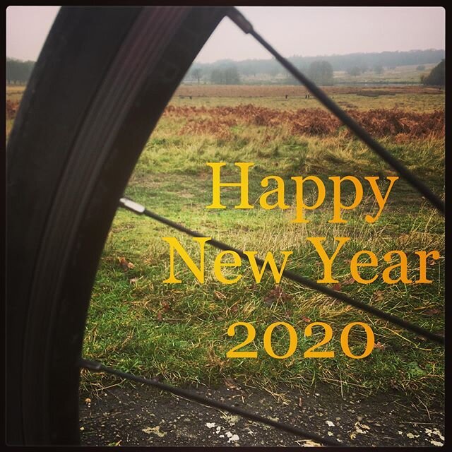 Wishing you good health, happiness and creativity for 2020! Today I enjoyed a Lovely New Year&rsquo;s cycle in Richmond Park. /
/
/
/
#nyd2020 #newyearsday2020 #bikeride #richmondpark #london #starttheyearthewayyouwanttocontinue