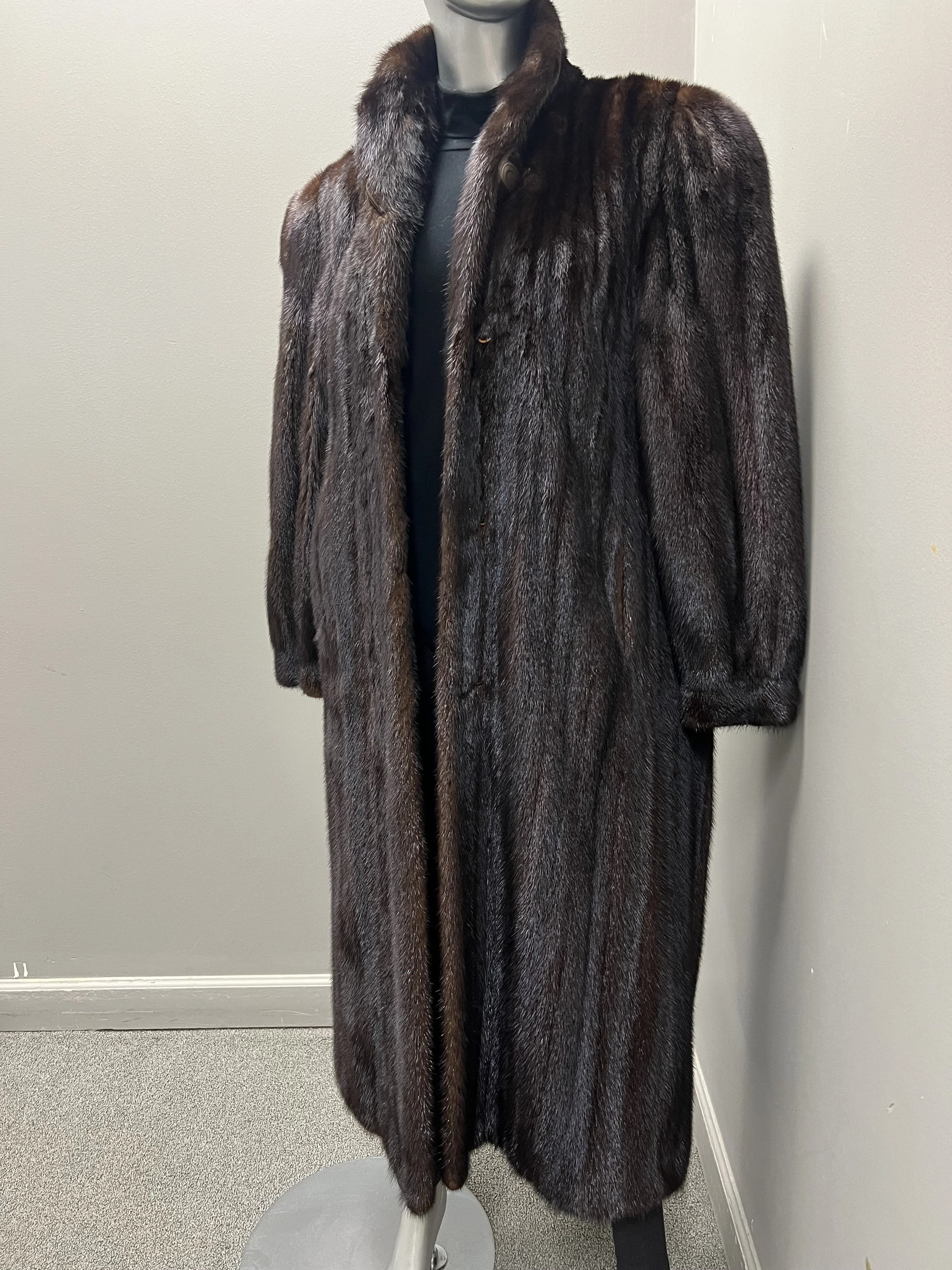 1362CC Full Length Mahogany Mink Coat