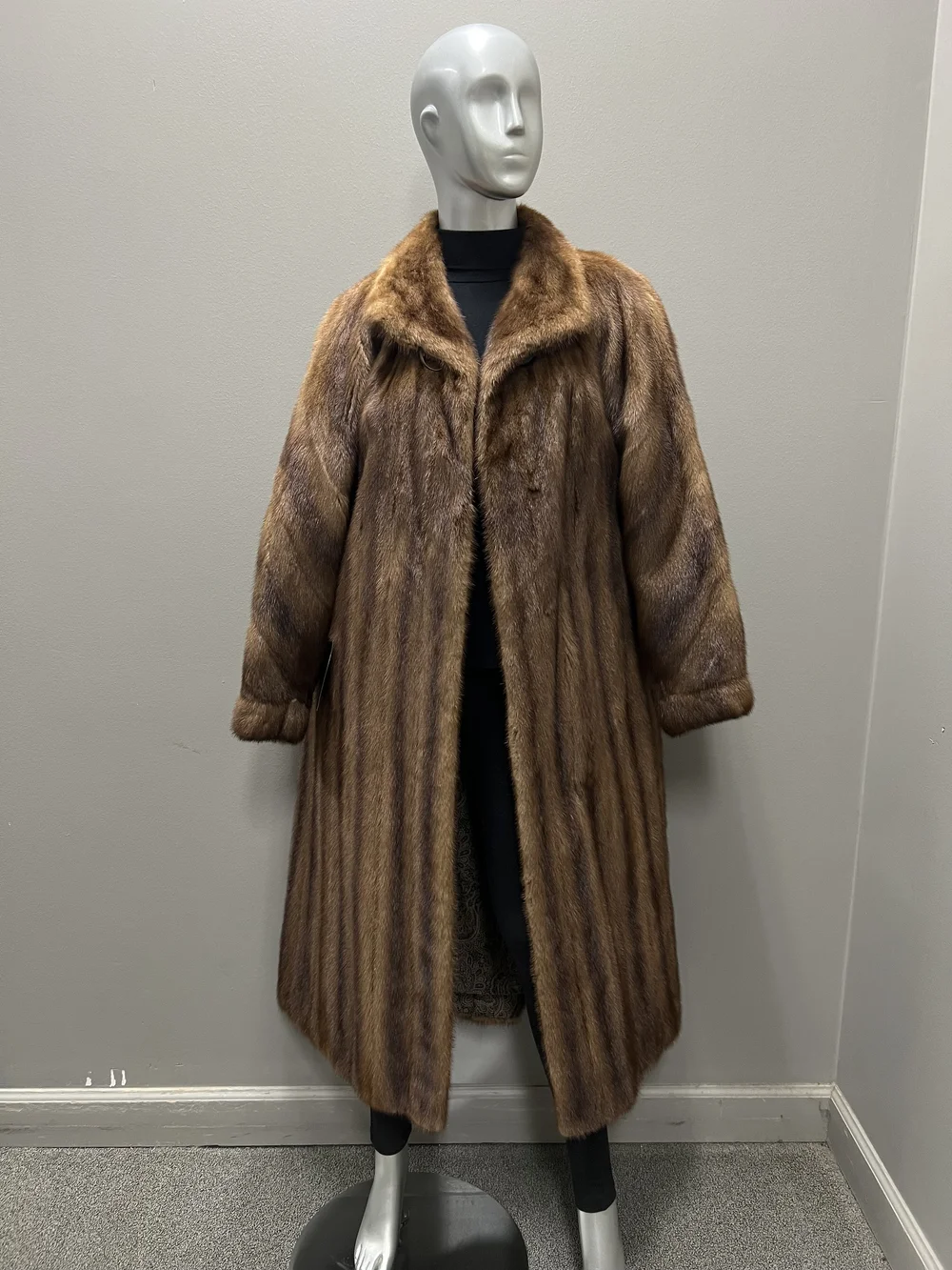 1427CC Full Length Lunaraine Mink Coat Large — Fletcher  display picture 1