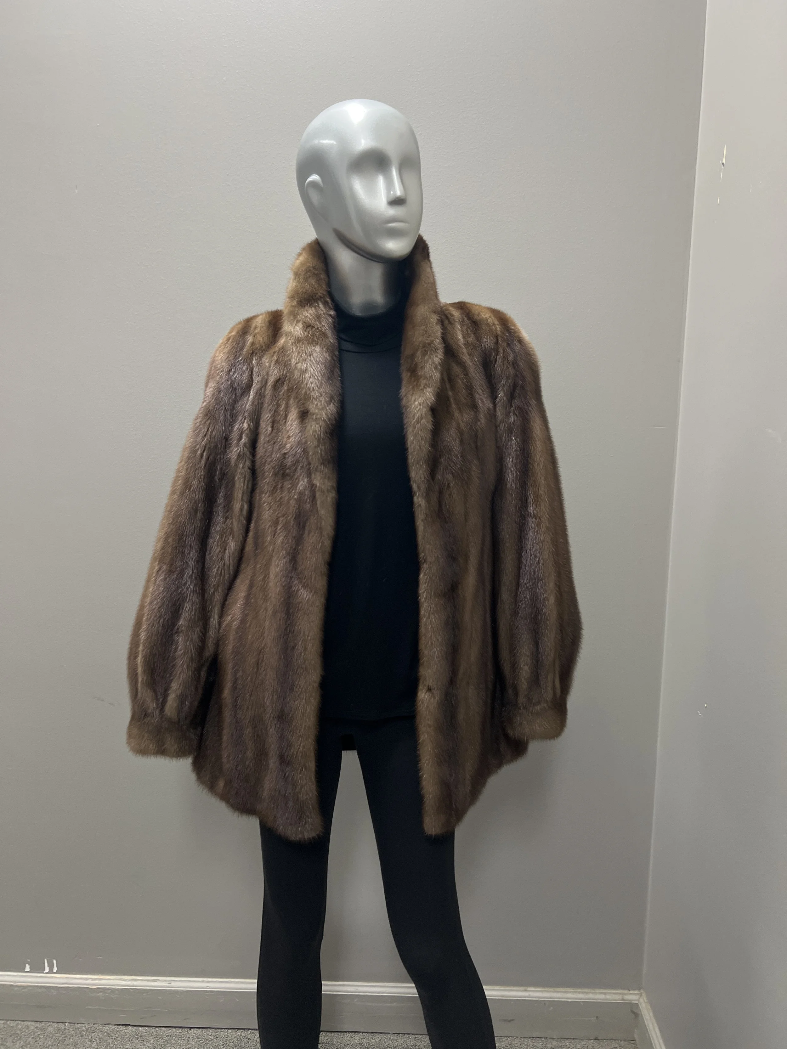 1388CC Lunaraine Mink Stroller M