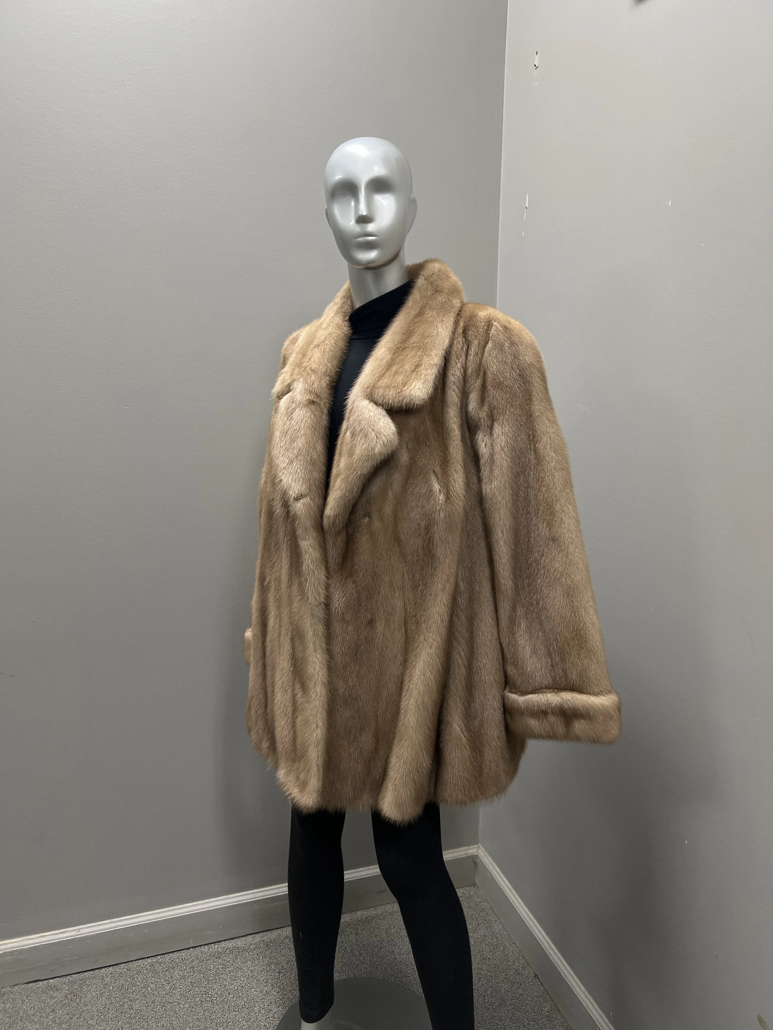 1442CC Autumn Haz Mink Stroller Medium