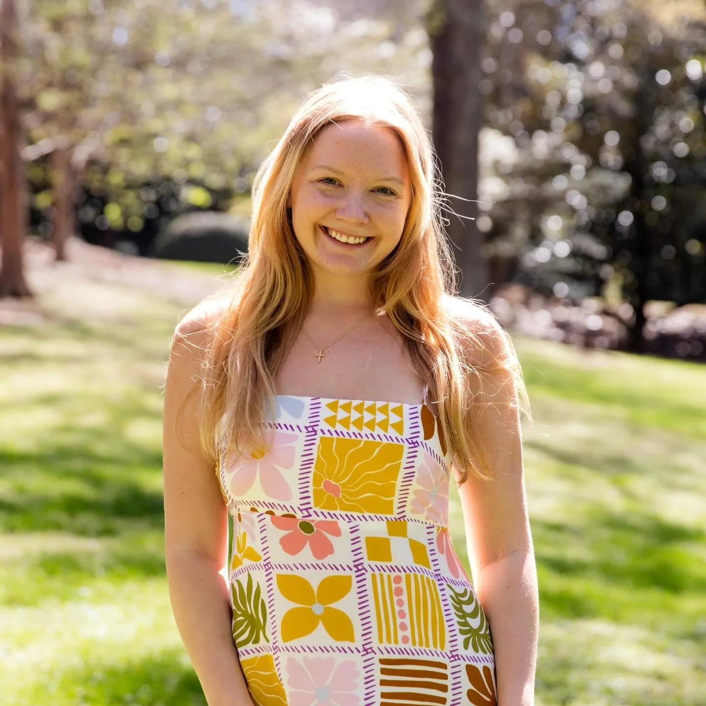 To our amazing seniors&hellip; we love you dearly and are so proud and thankful for all you have contributed to our group. First up, let&rsquo;s hear what the group has to say about the beloved @eleanor.ashleyy 💖

Eleanor always keeps the group laug