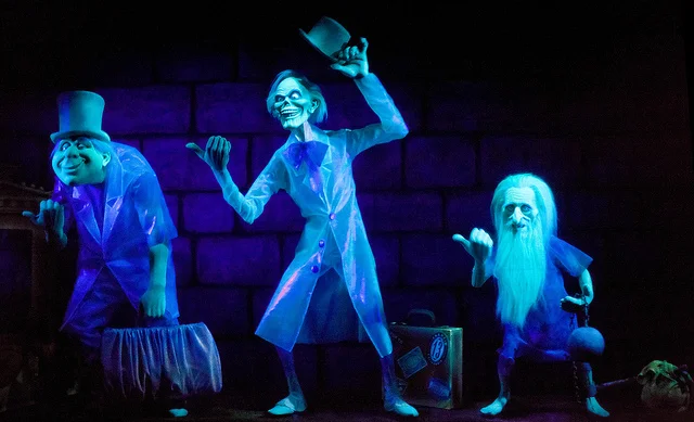 haunted-mansion-ghosts-3.jpg