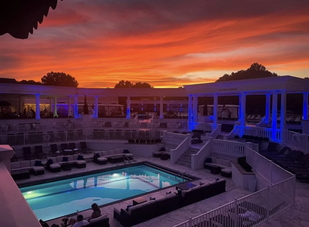 The Grand Resort - Warren, OH