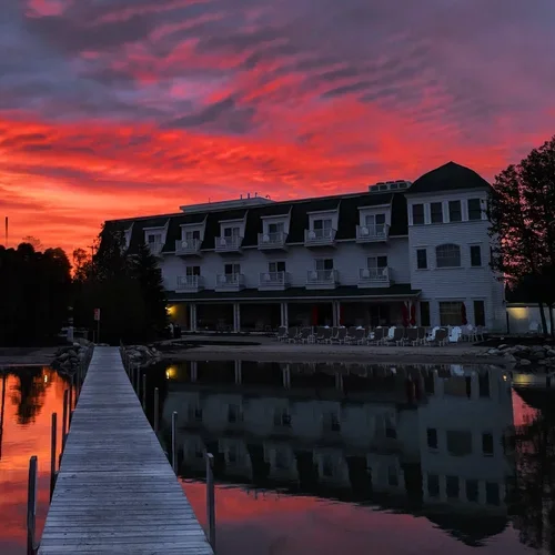 Hotel Walloon - Walloon Lake, MI