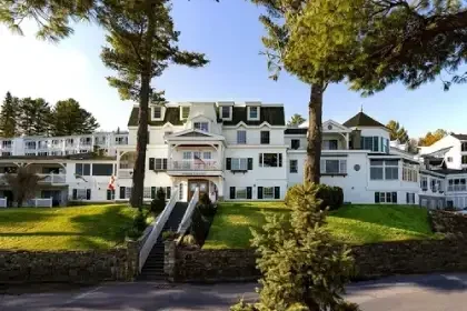Mirror Lake Inn - Lake Placid, NY