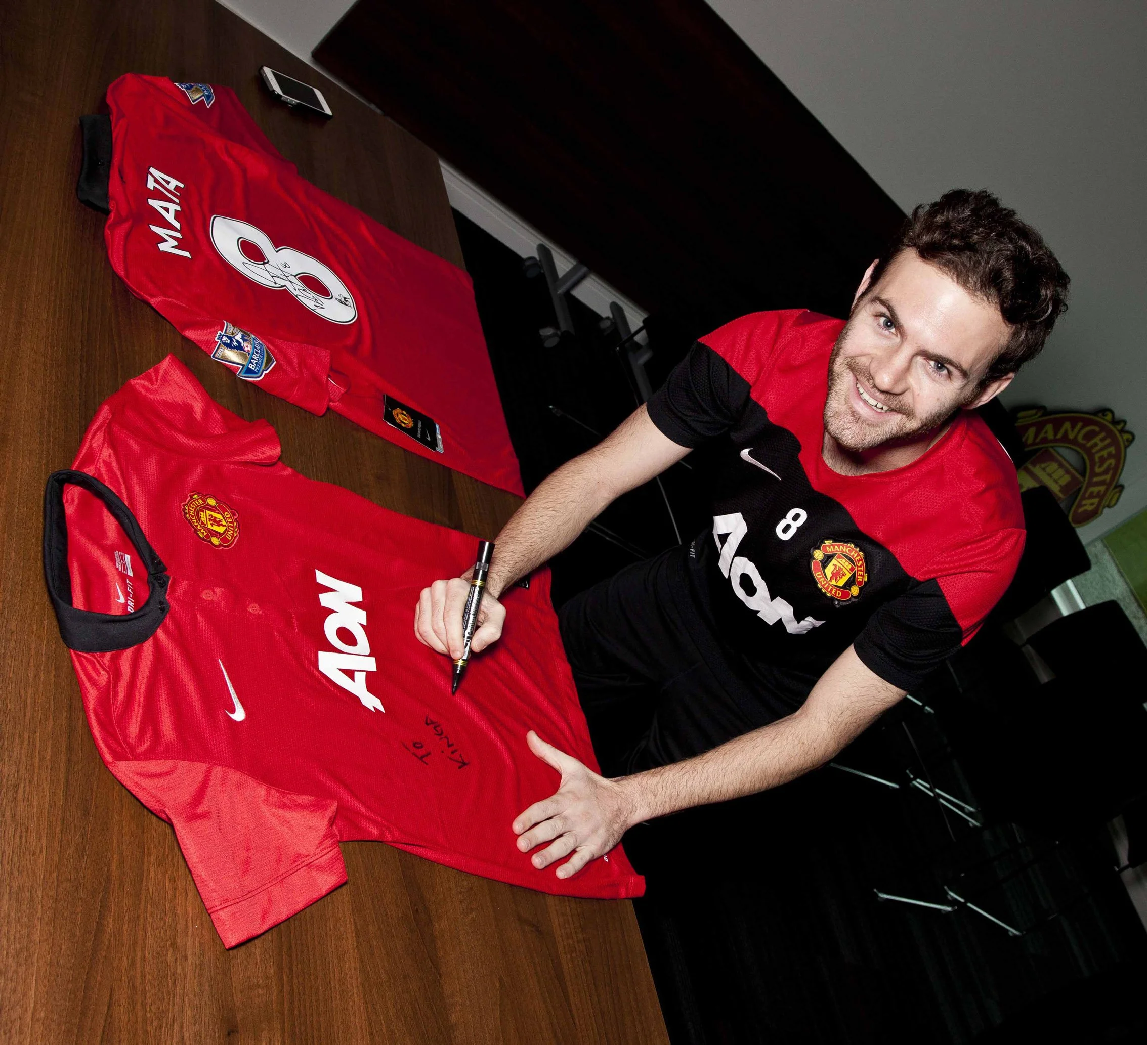 53-manchester-united-juan-mata.jpg