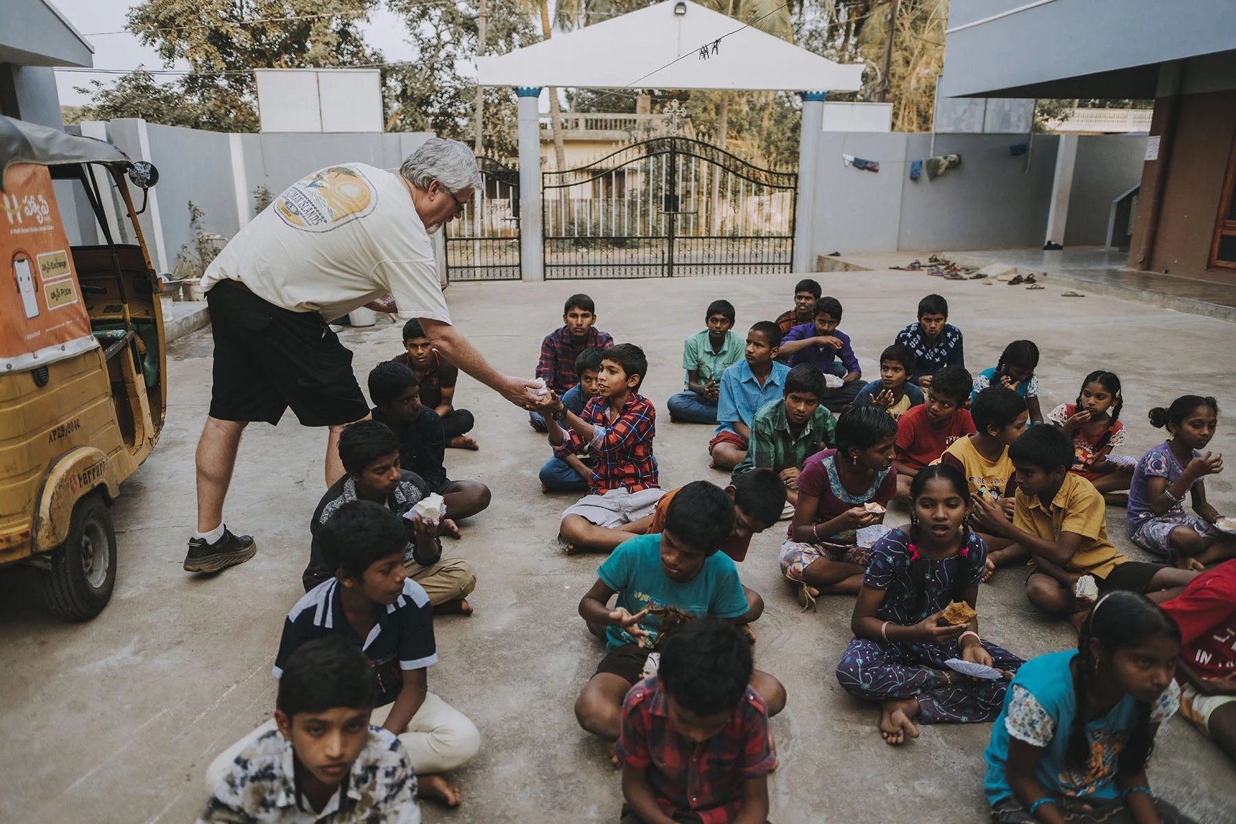 Travel Photographer, Hannah Bergman Photography, India