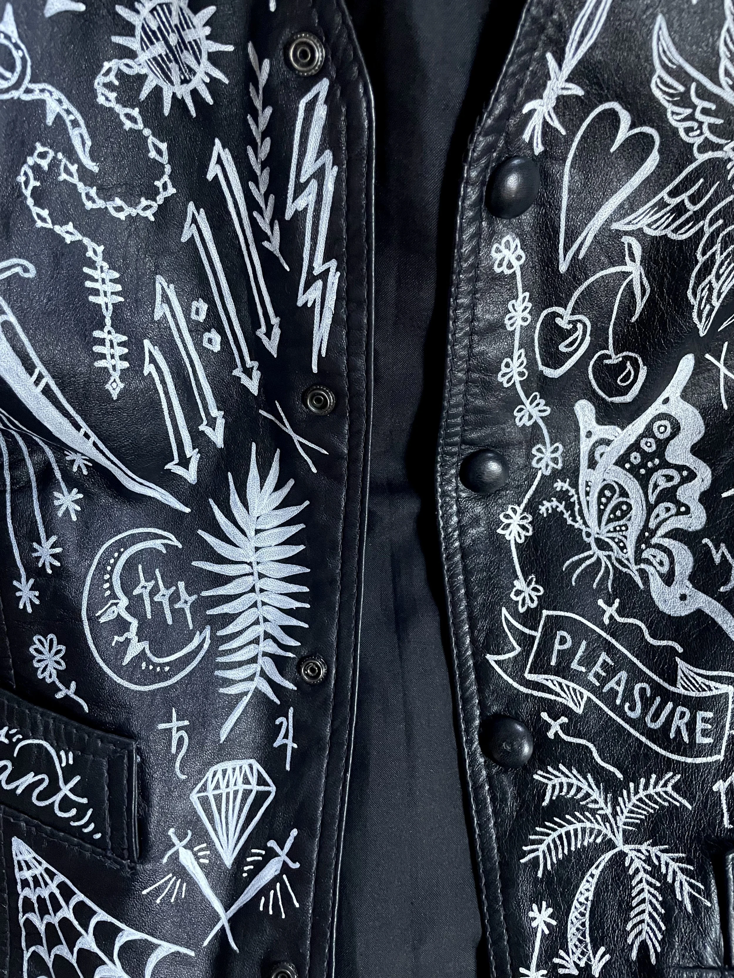 White vest DETAIL.jpeg