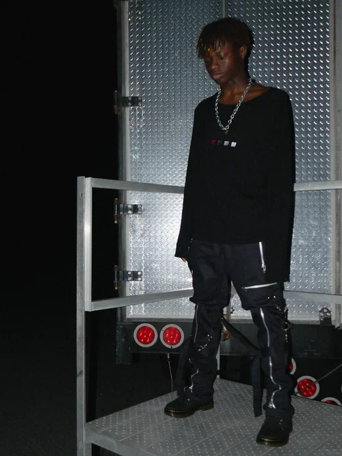 L21.webp