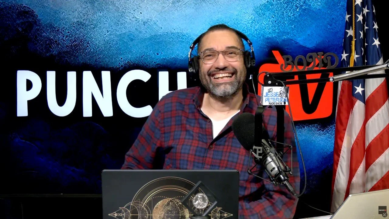 Investing in SpaceX, Using AI, Women in Politics | PUNCHIE TV Ep 101