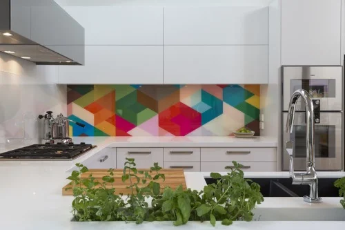 printed-glass-splashback-geometric-designed-kitchen