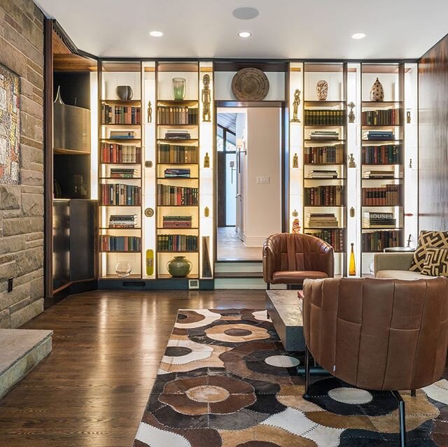 @everickbrowndesign new #bar #gameroom #library
Bars custom designed by @everickbrowndesign, @objectsandaccents accessories.