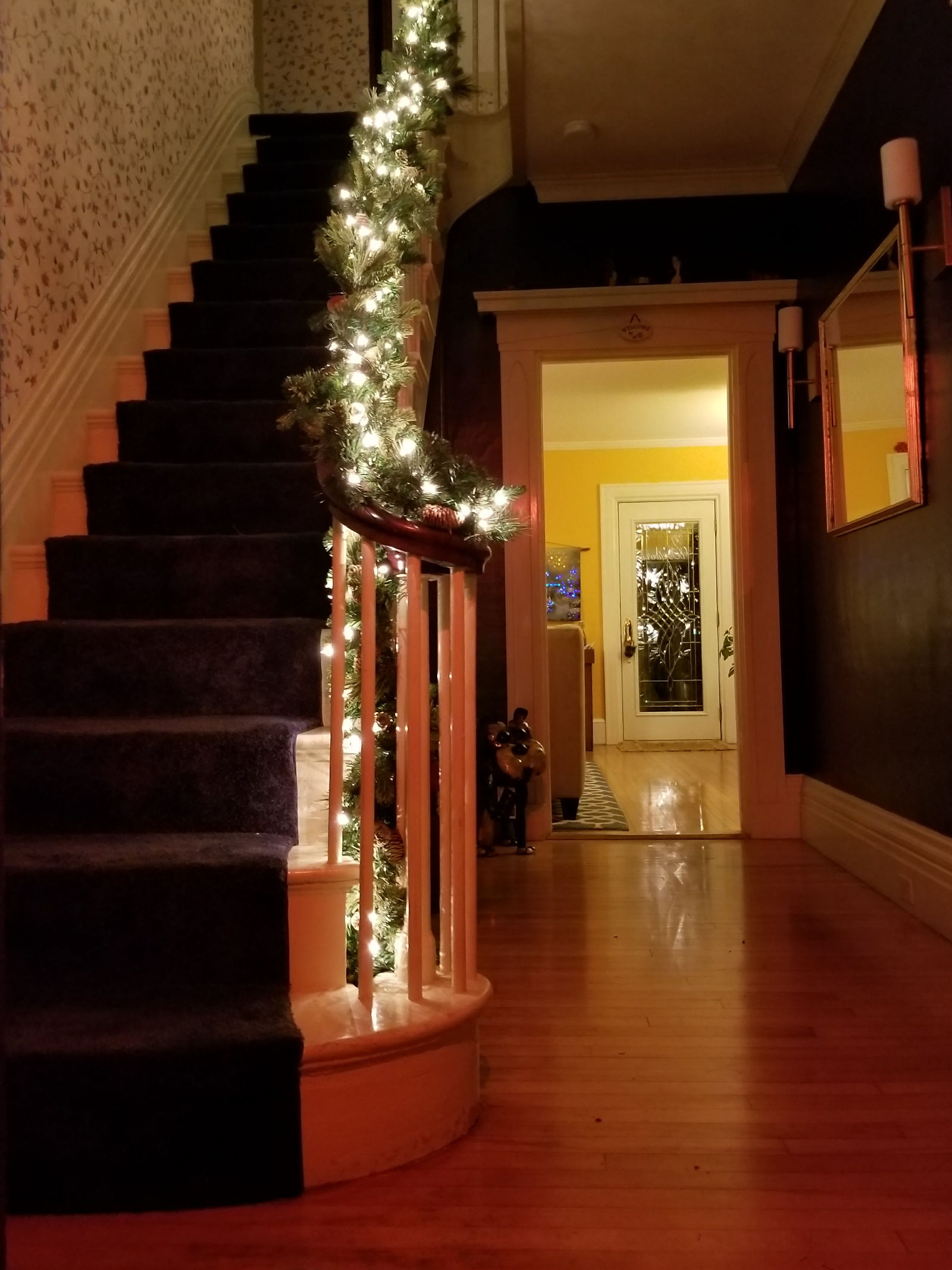 Camden Windward House Foyer at Christmas