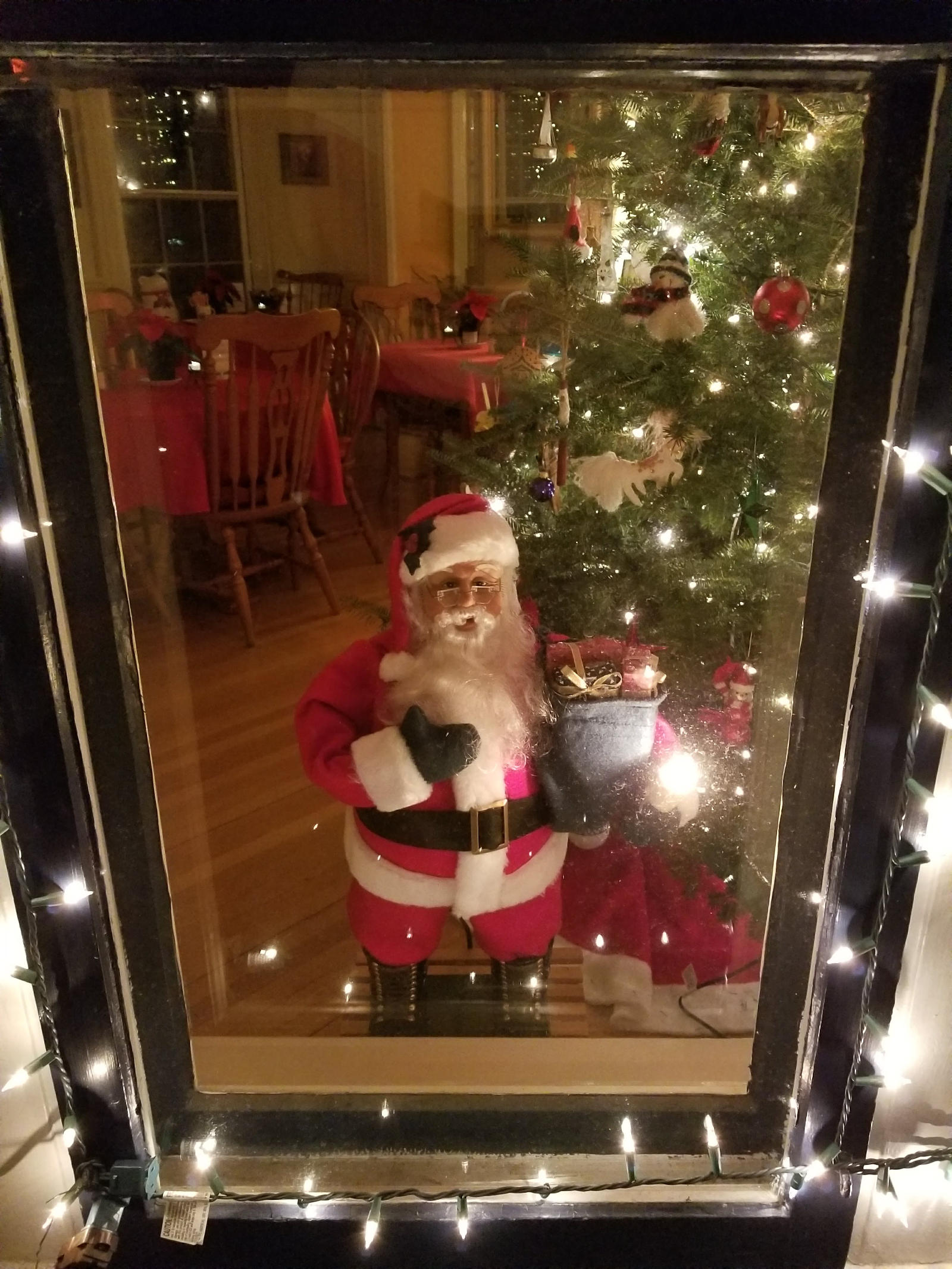 Santa Claus at Camden Windward House