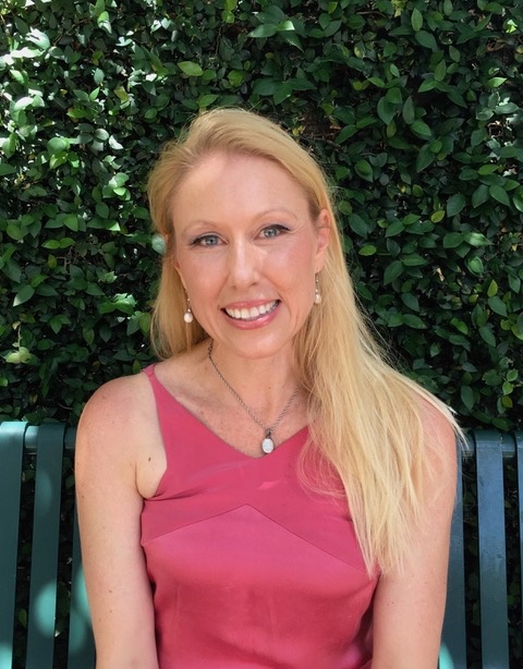 Emma Middleton Official Author Photo copy 2.jpg