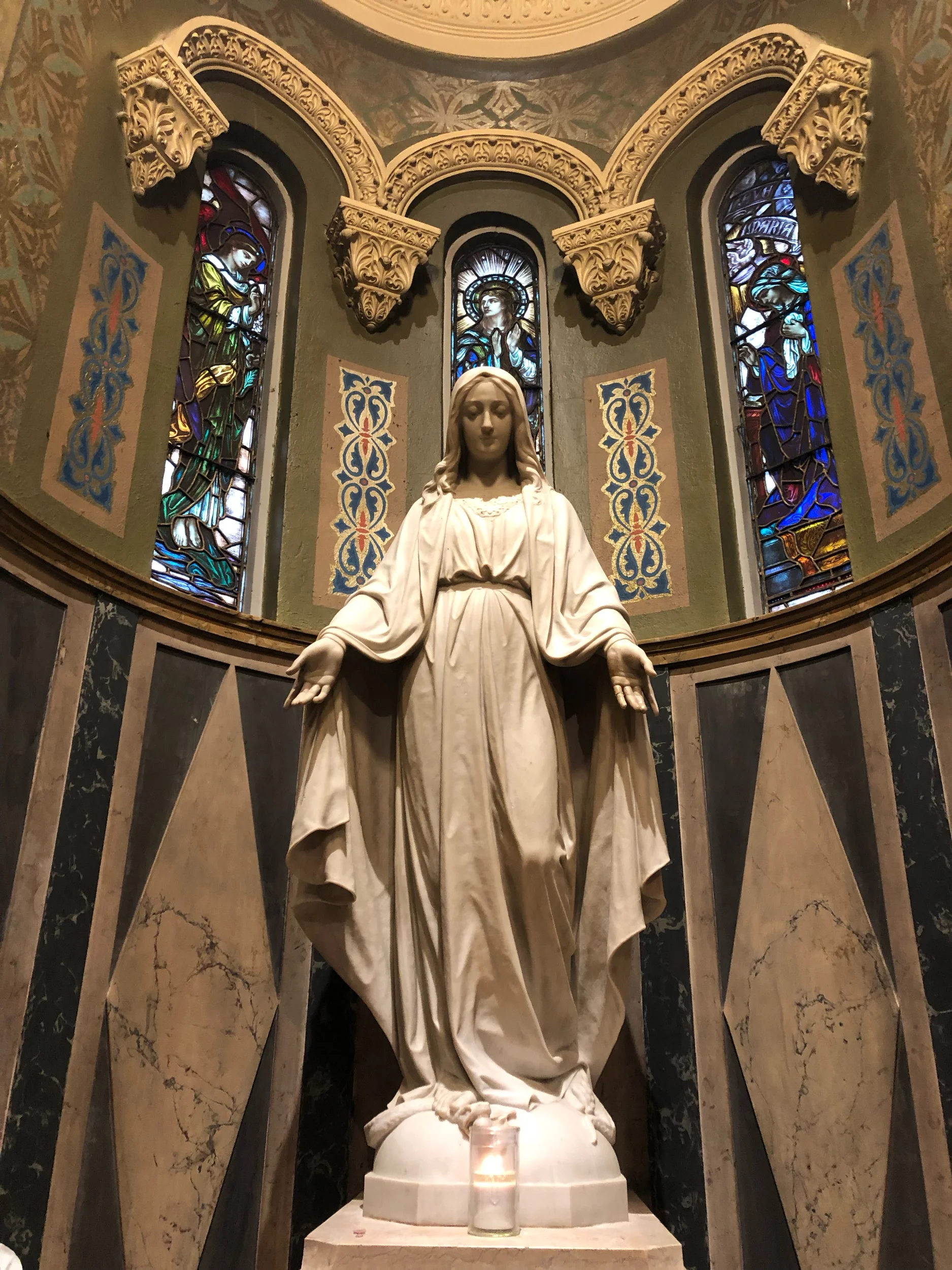 Statue of Mary at St. Clement Catholic Church in Chicago, IL. 