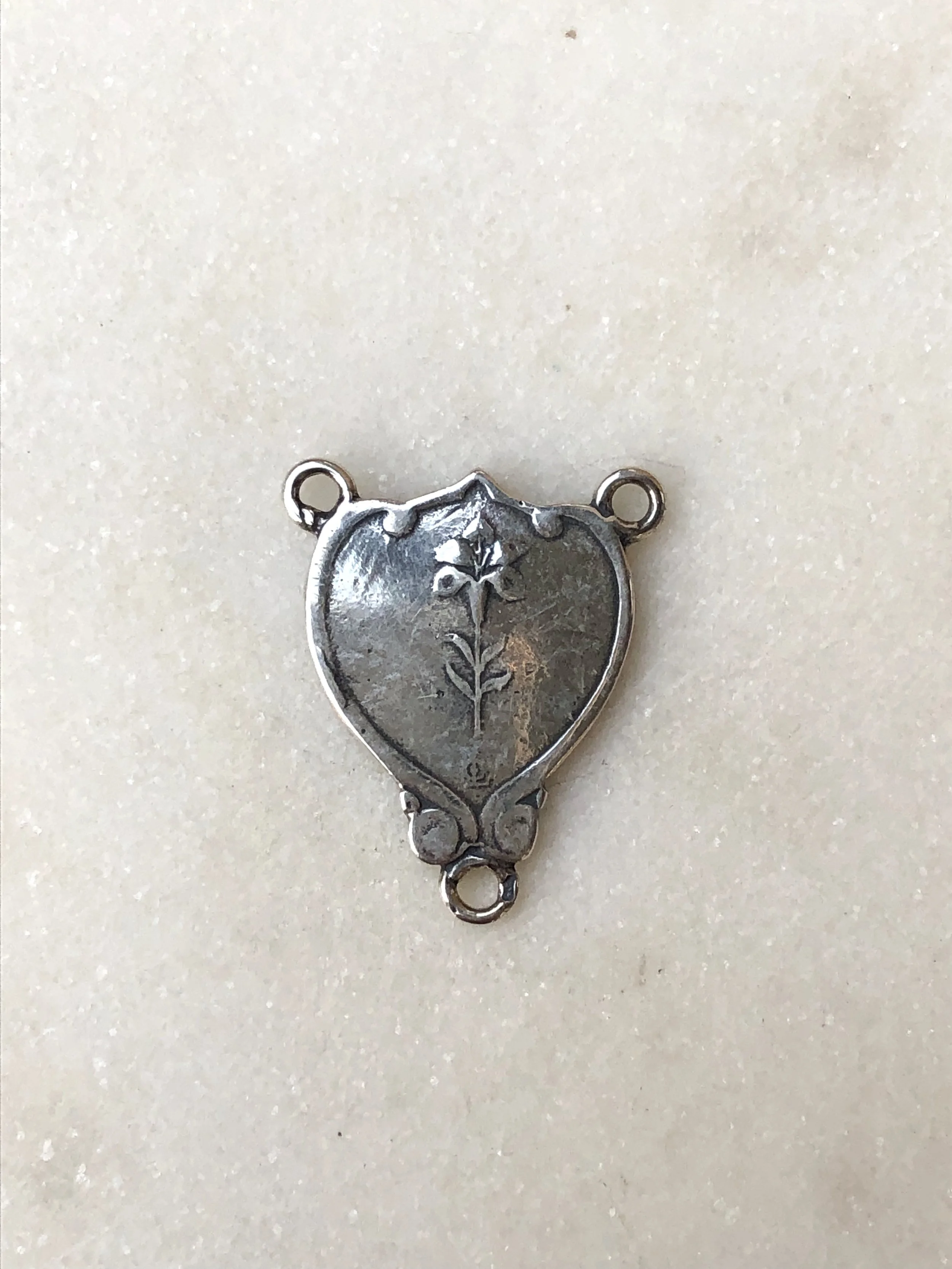 DF30AB79-6B83-44E7-A0C8-C1219AB49DB8