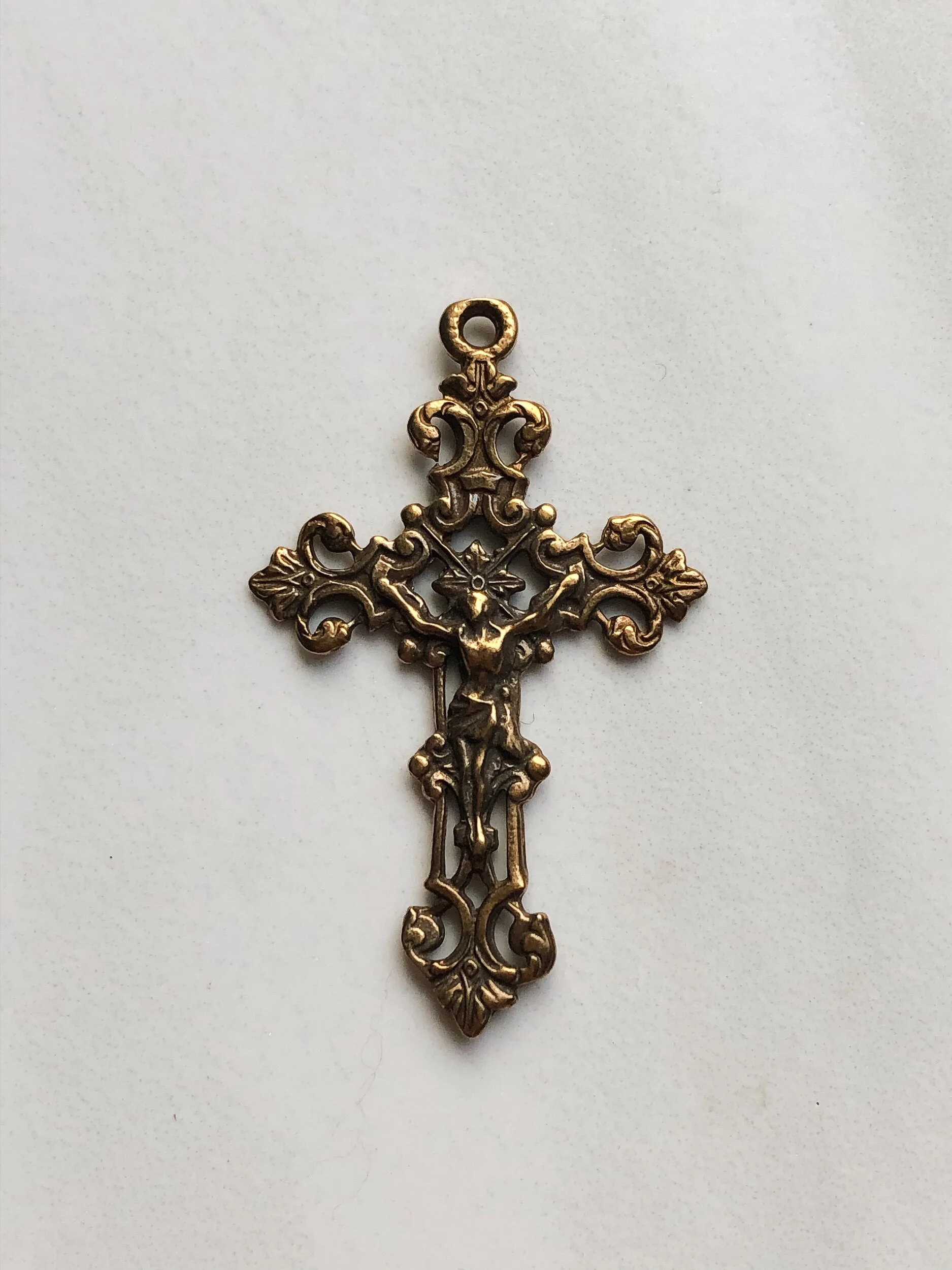 A picture of a sterling silver filigree crucifix