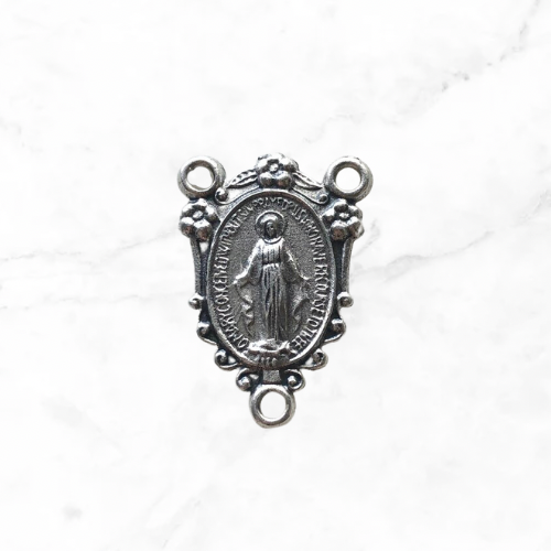 CD841D73-B86F-4C65-896C-D08D924D1DAE