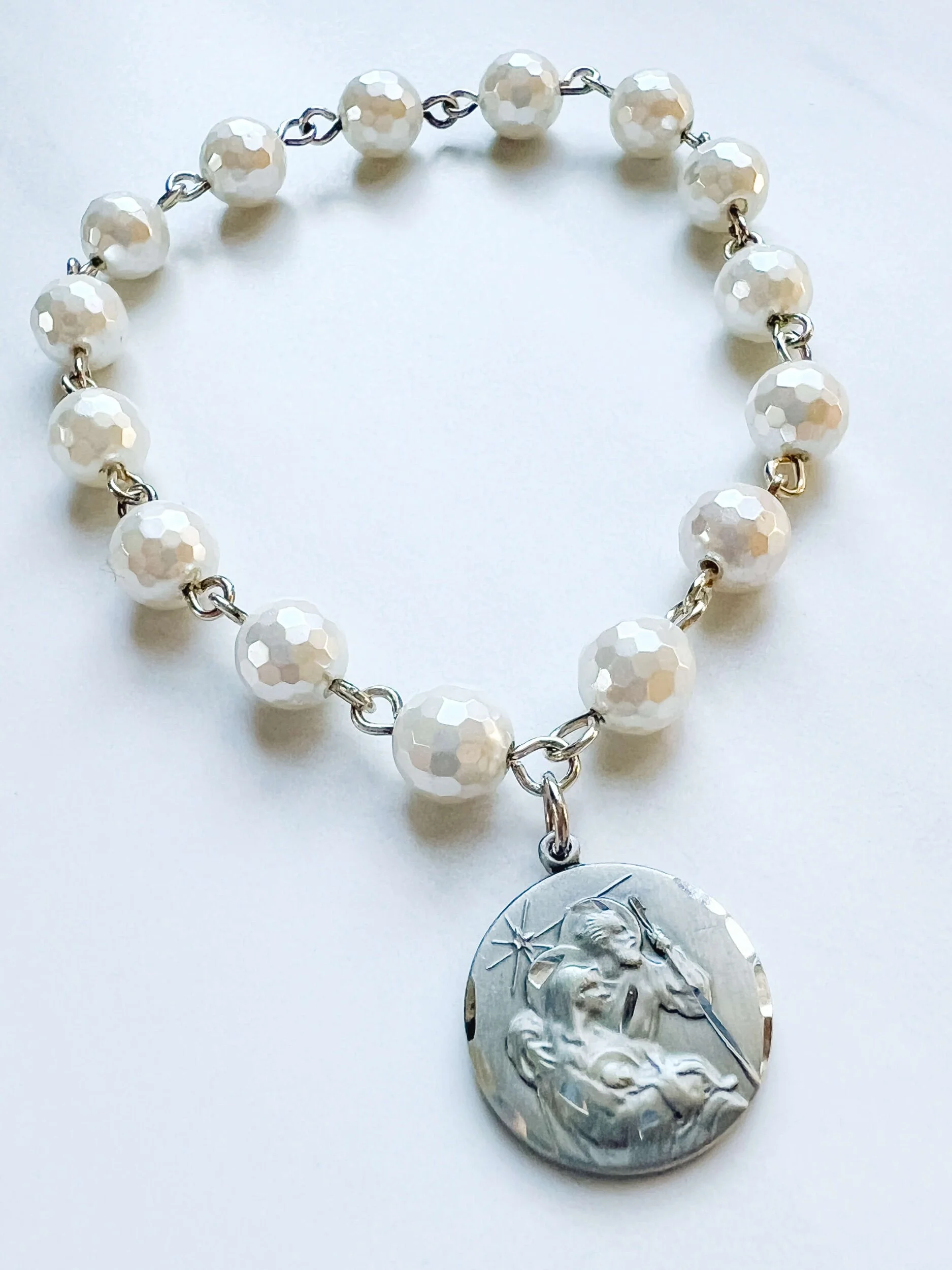 AF4E40D6-8F27-4C1A-A8D1-9F638FB8532A