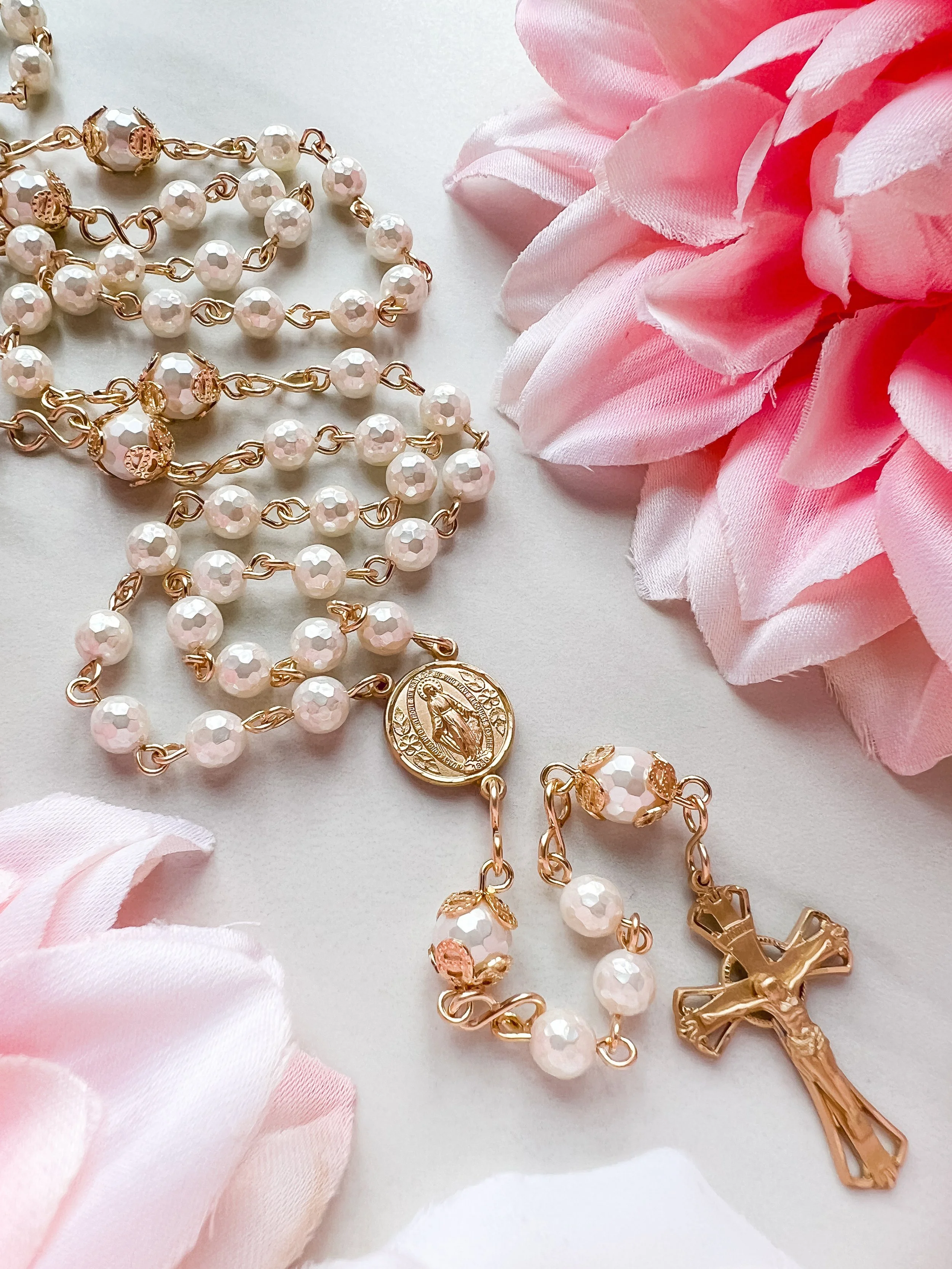Shell Pearl Bridal Rosary with Round Miraculous Medal